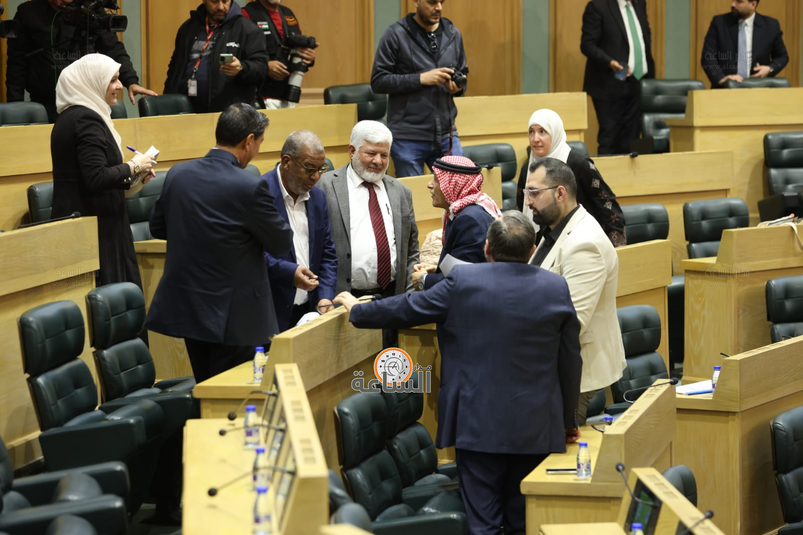 Madar Al-Saa Images 0.9562862341732148