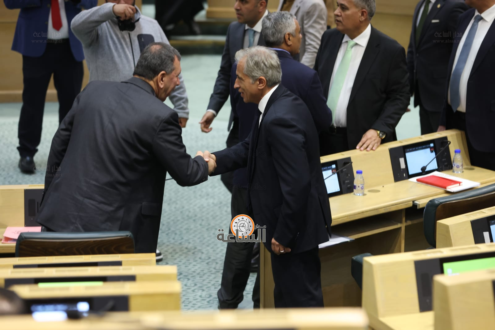 Madar Al-Saa Images 0.5015507874111497