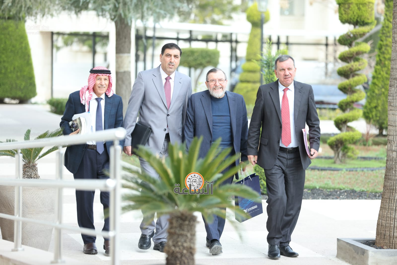 Madar Al-Saa Images 0.4609032796239696