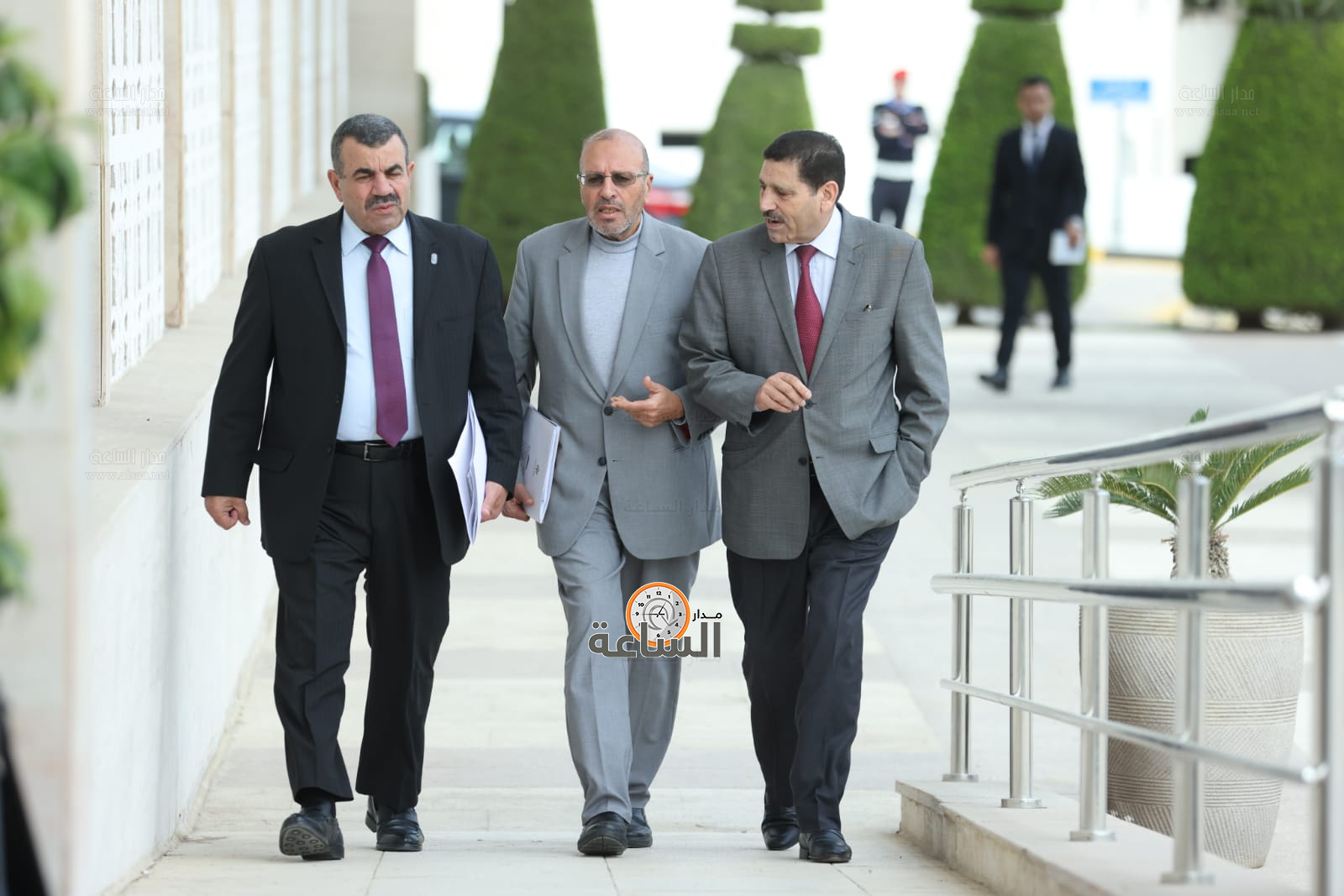 Madar Al-Saa Images 0.7902235560407422