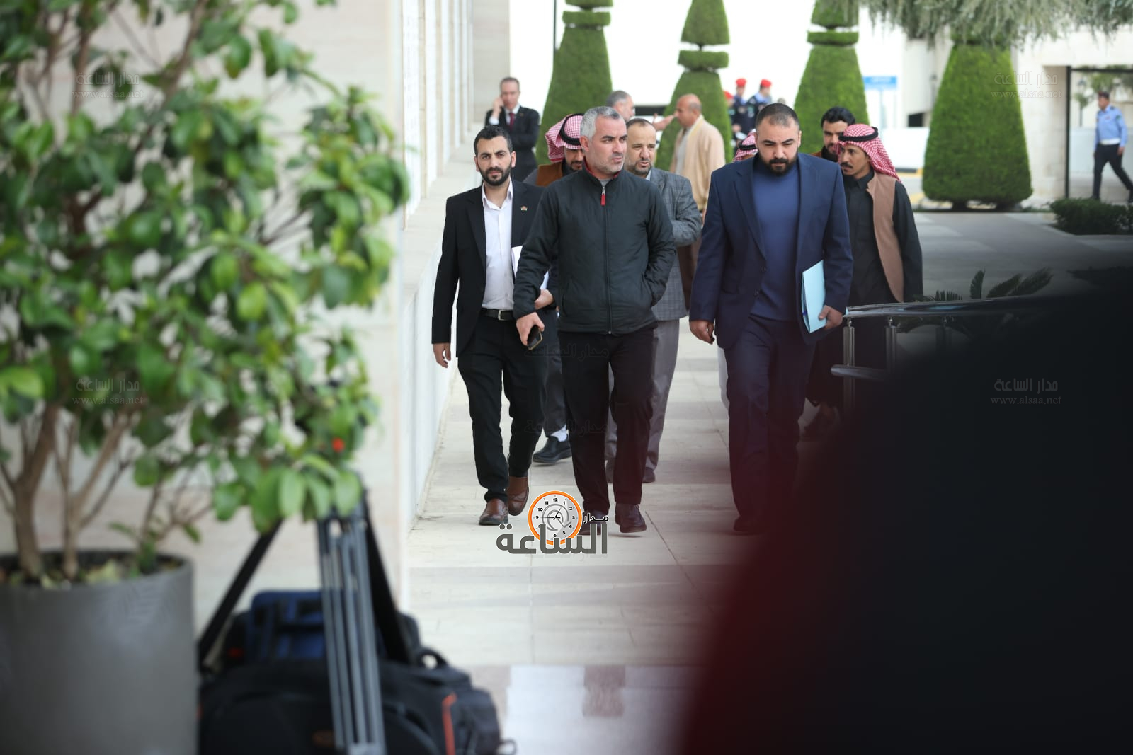 Madar Al-Saa Images 0.403052276757936