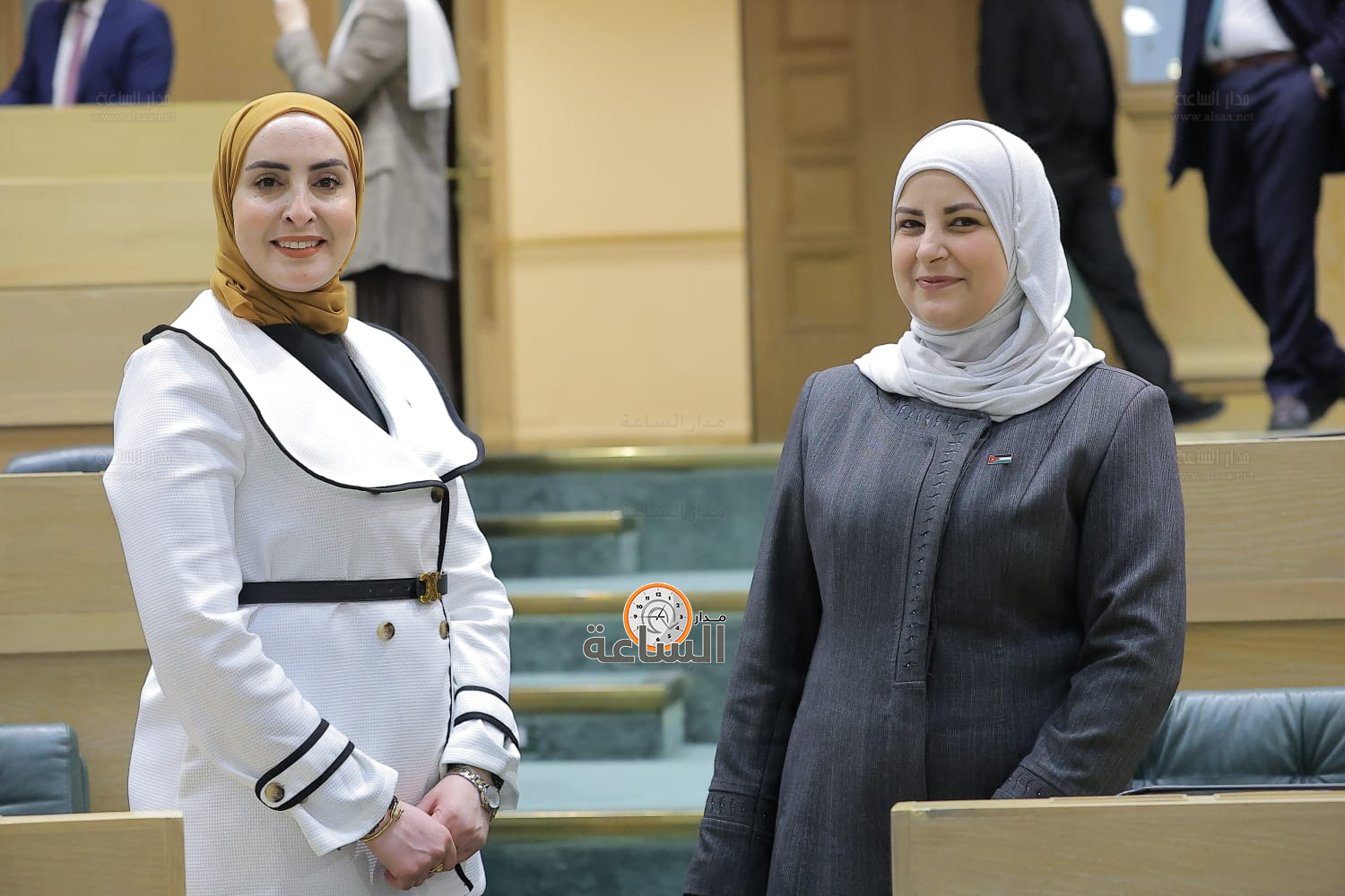 Madar Al-Saa Images 0.7690476549192707