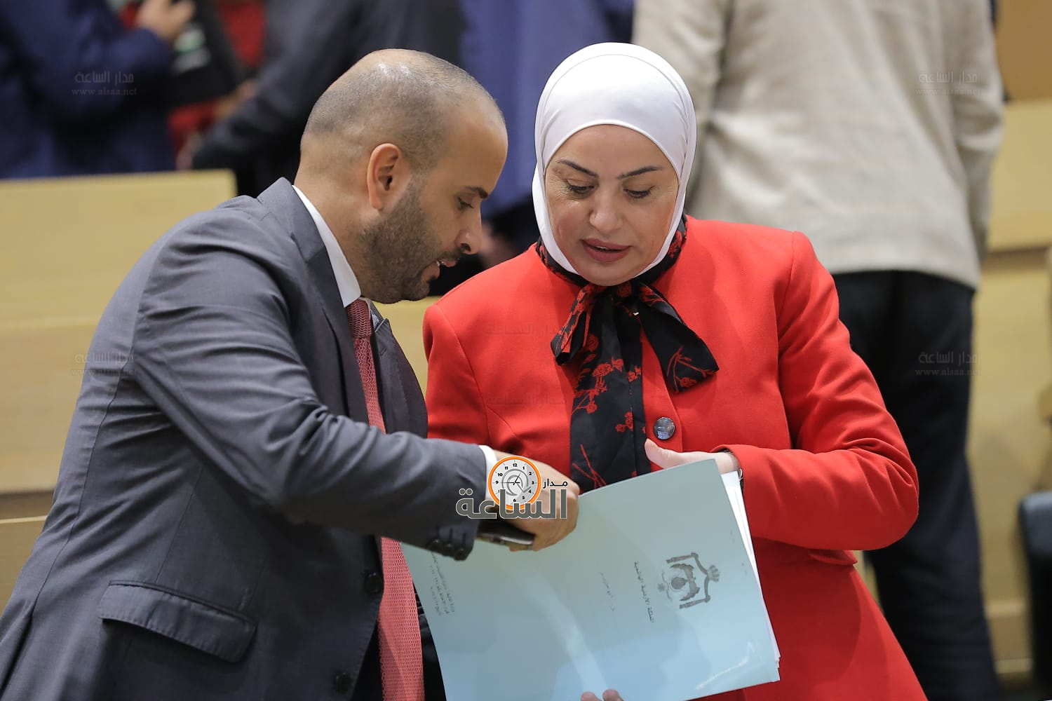 Madar Al-Saa Images 0.33951557389736253