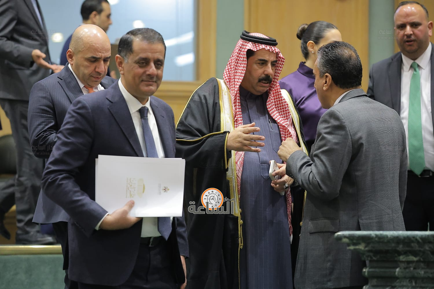 Madar Al-Saa Images 0.7521651758773387