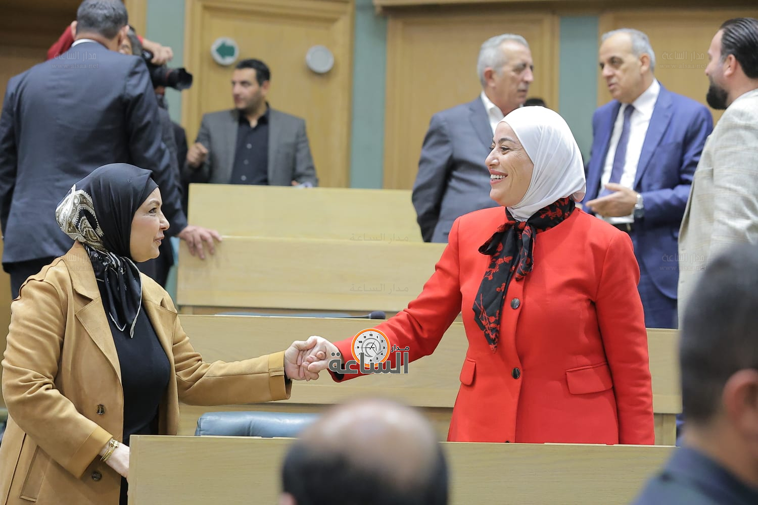 Madar Al-Saa Images 0.19993270231036409