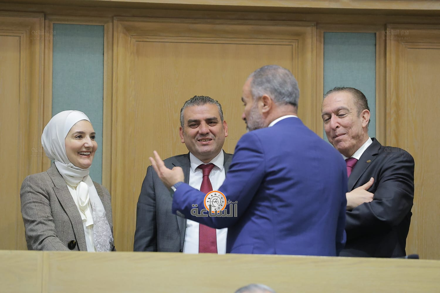 Madar Al-Saa Images 0.7177720069626994