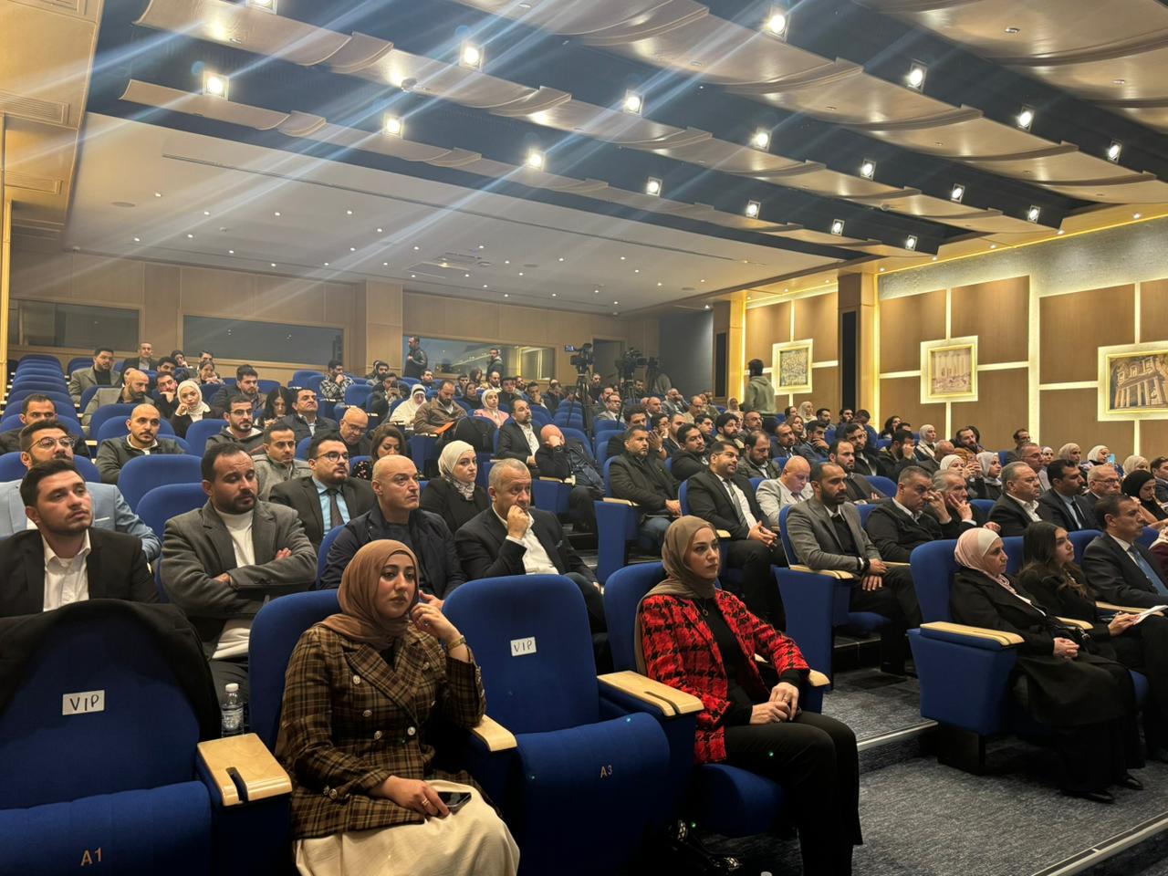 Madar Al-Saa Images 0.6037989253020305