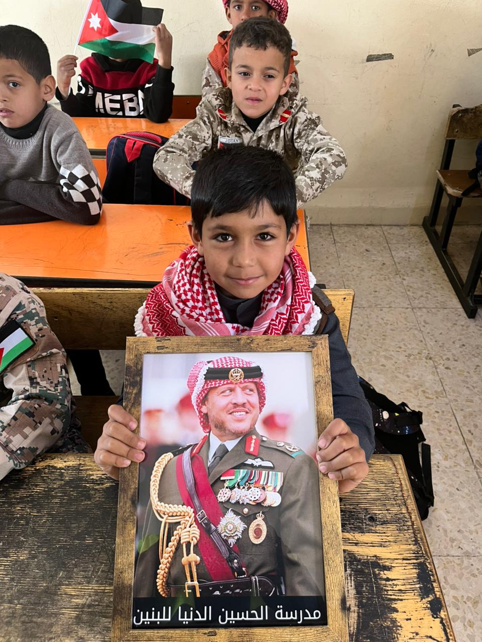 Madar Al-Saa Images 0.1119449207580413