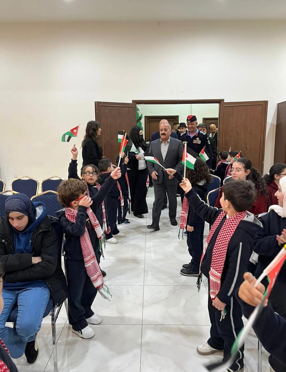 Madar Al-Saa Images 0.3692015941602603