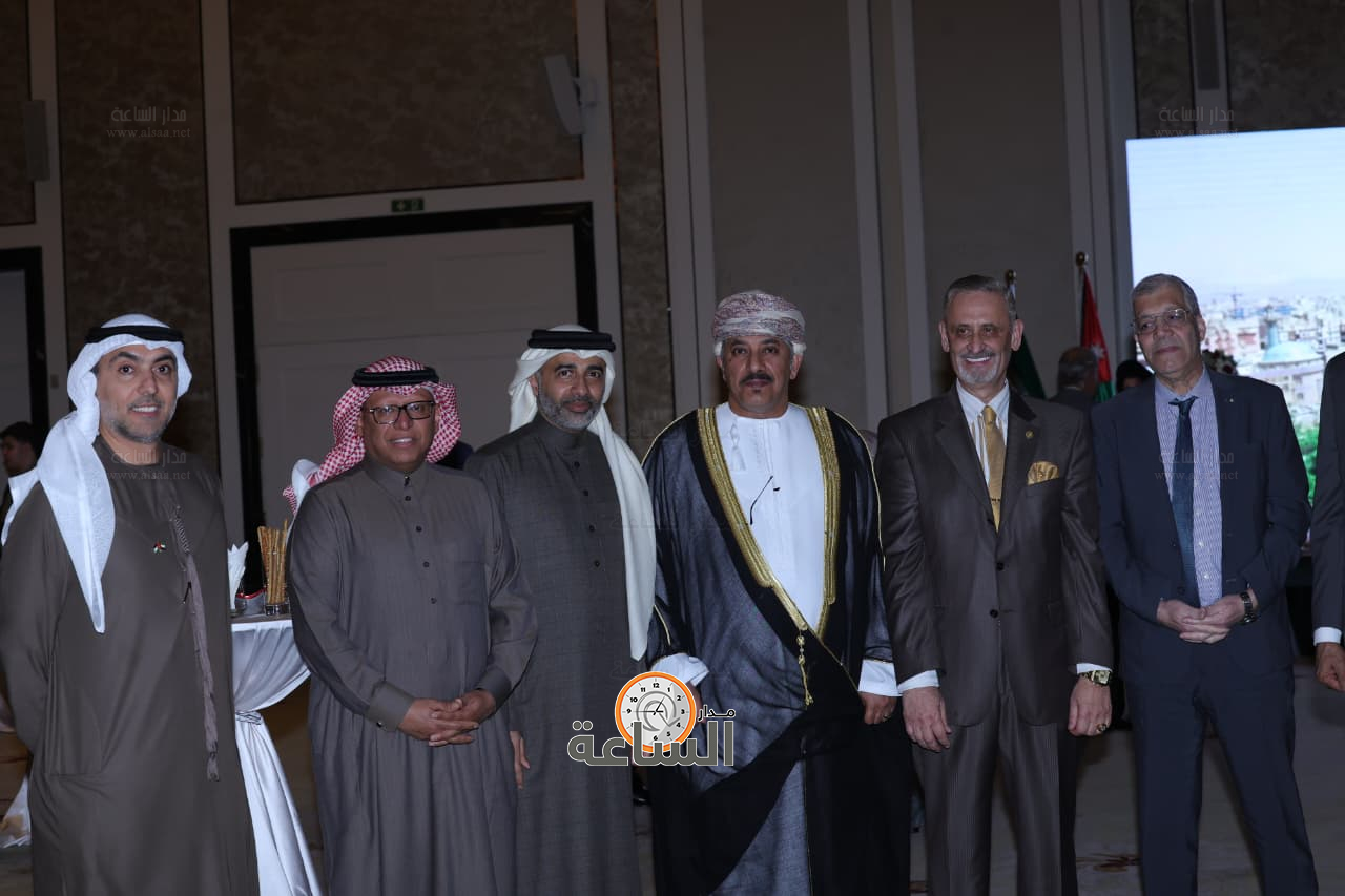 Madar Al-Saa Images 0.7603425489419697