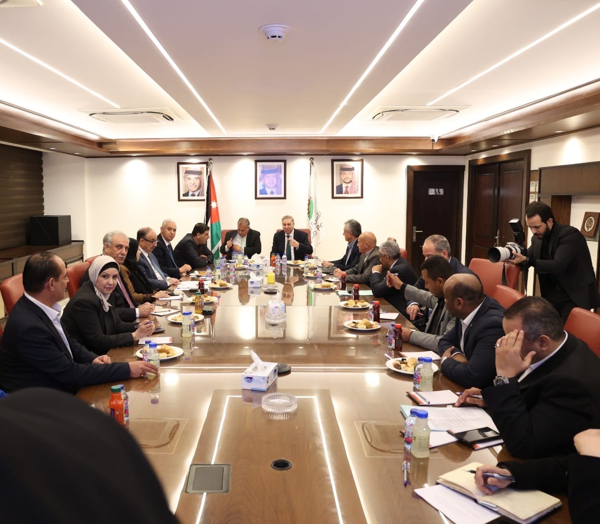 Madar Al-Saa Images 0.29927128240659107