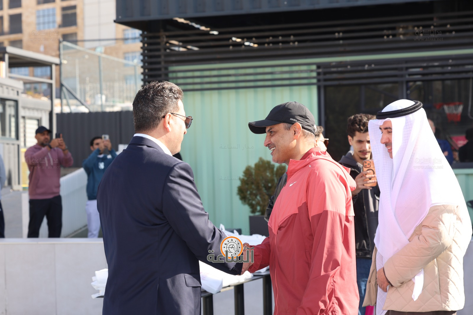 Madar Al-Saa Images 0.9644869671726831