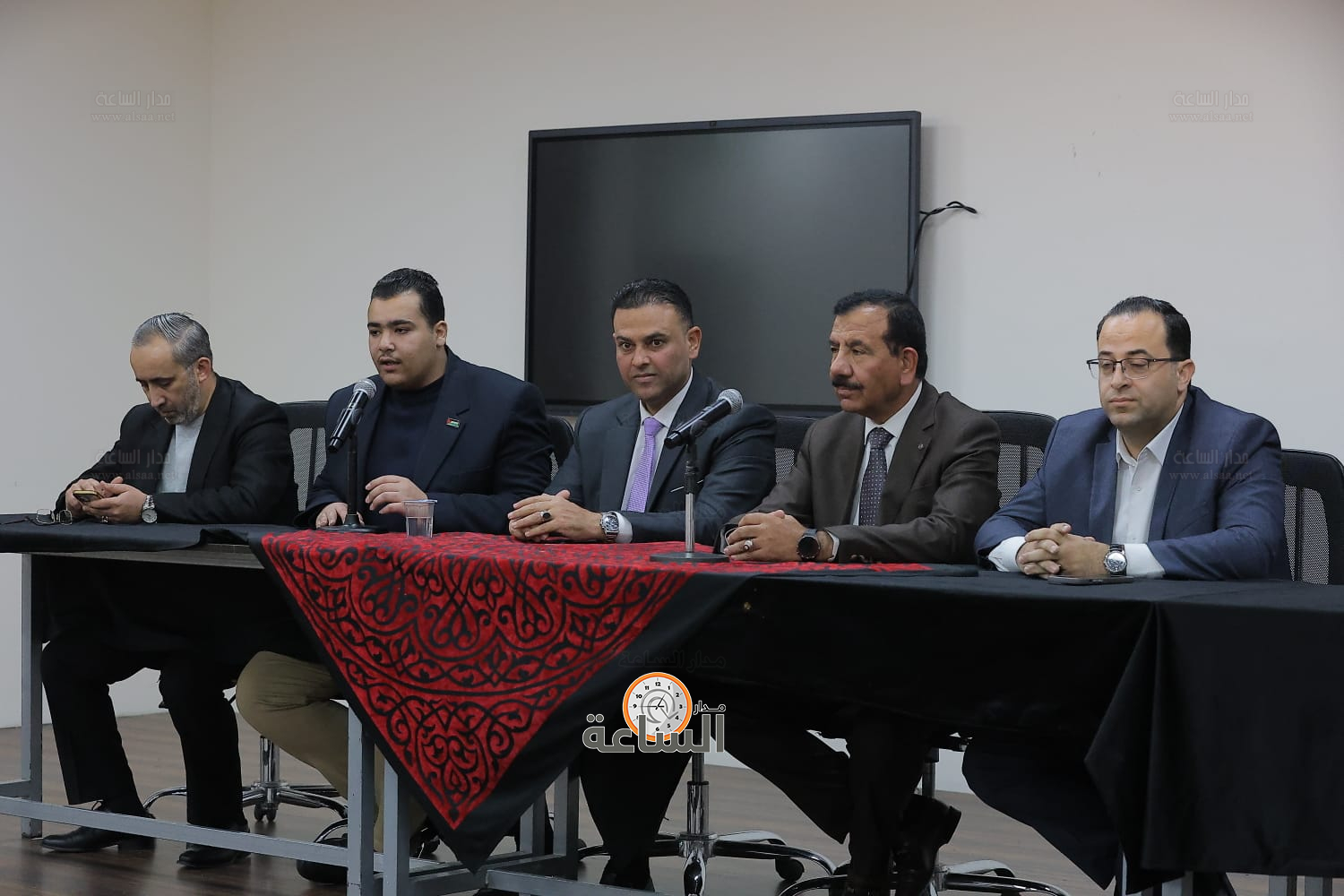 Madar Al-Saa Images 0.7309124700414833