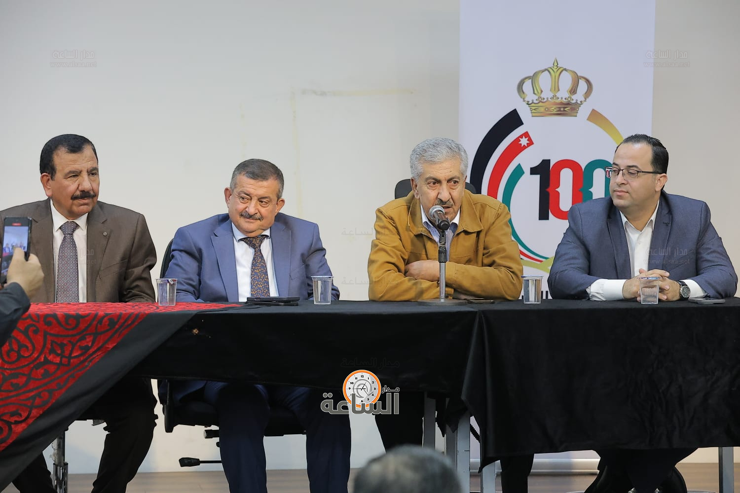 Madar Al-Saa Images 0.2558288322061557