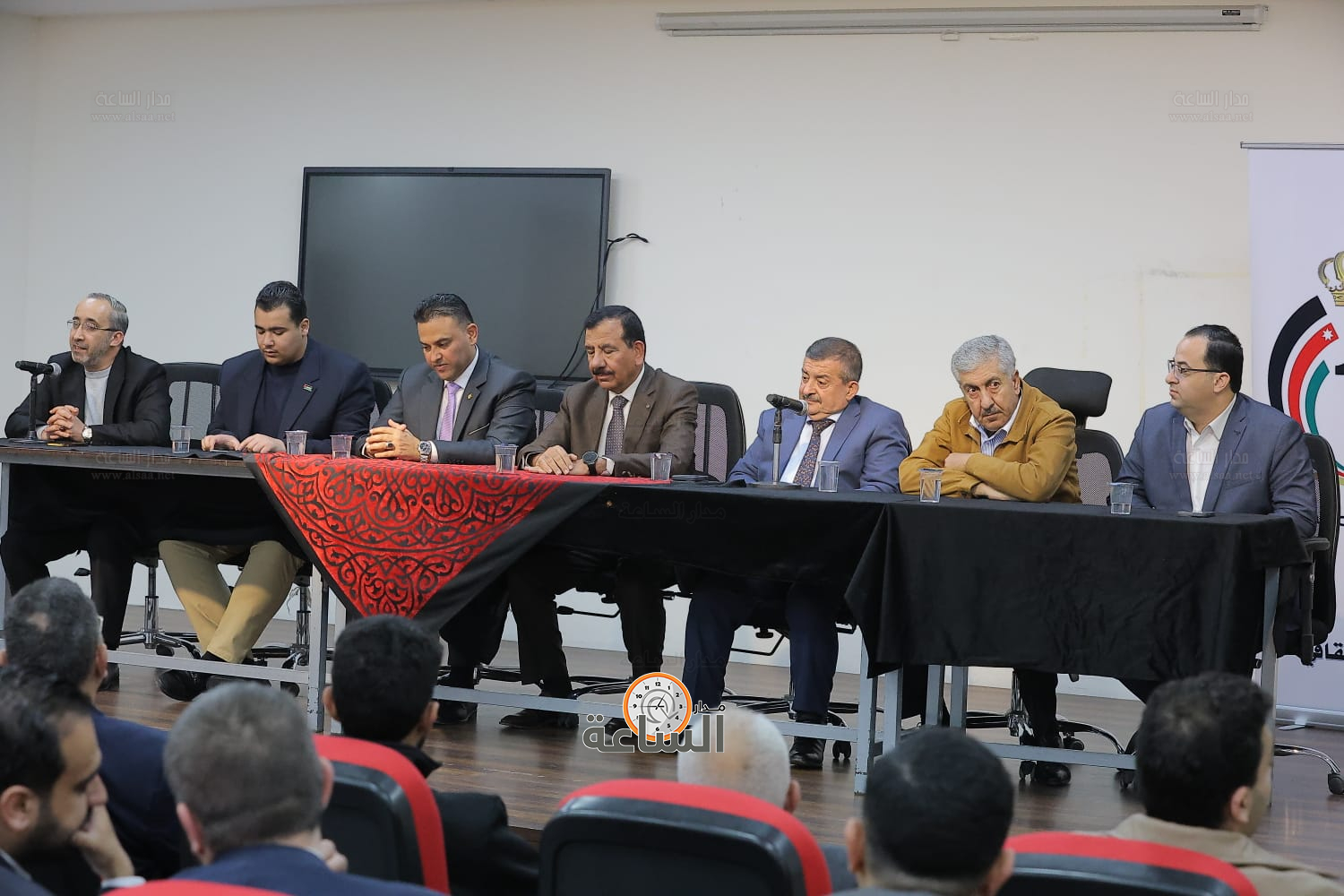 Madar Al-Saa Images 0.39241198480115147