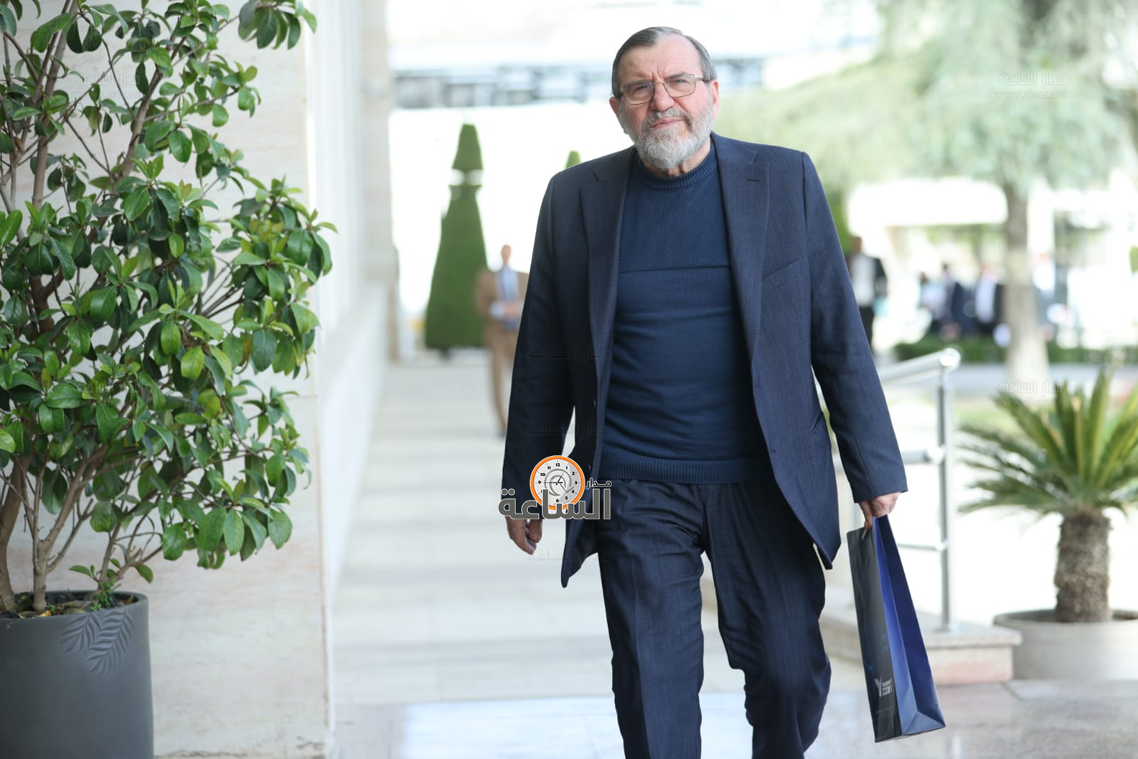 Madar Al-Saa Images 0.38847398029212843