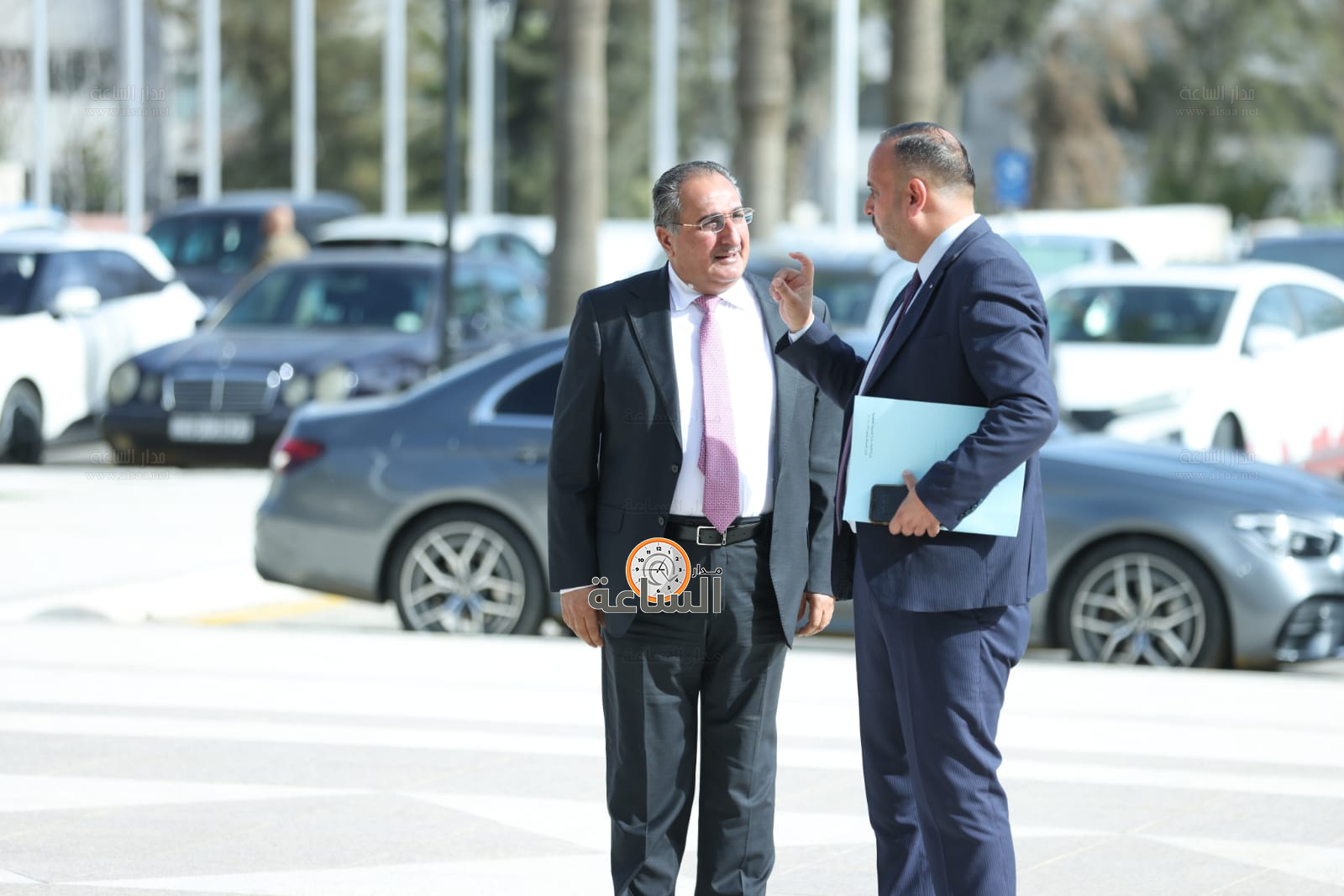 Madar Al-Saa Images 0.4398741022891589