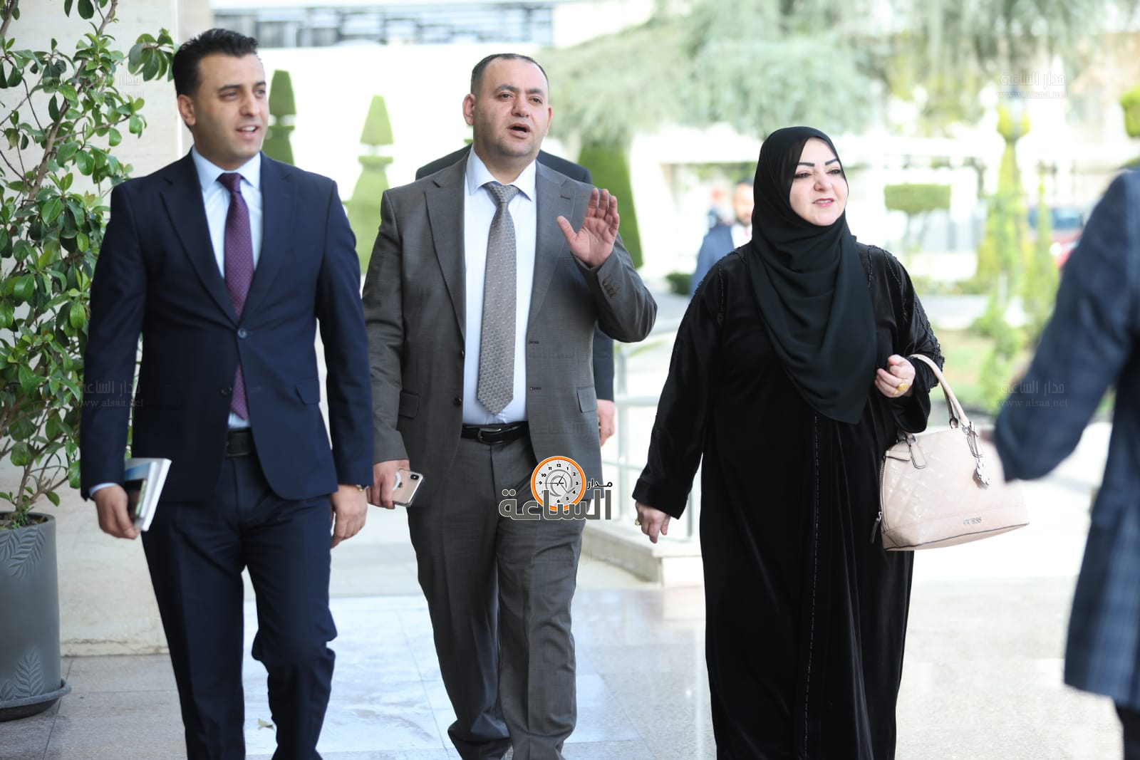 Madar Al-Saa Images 0.8531805742489126