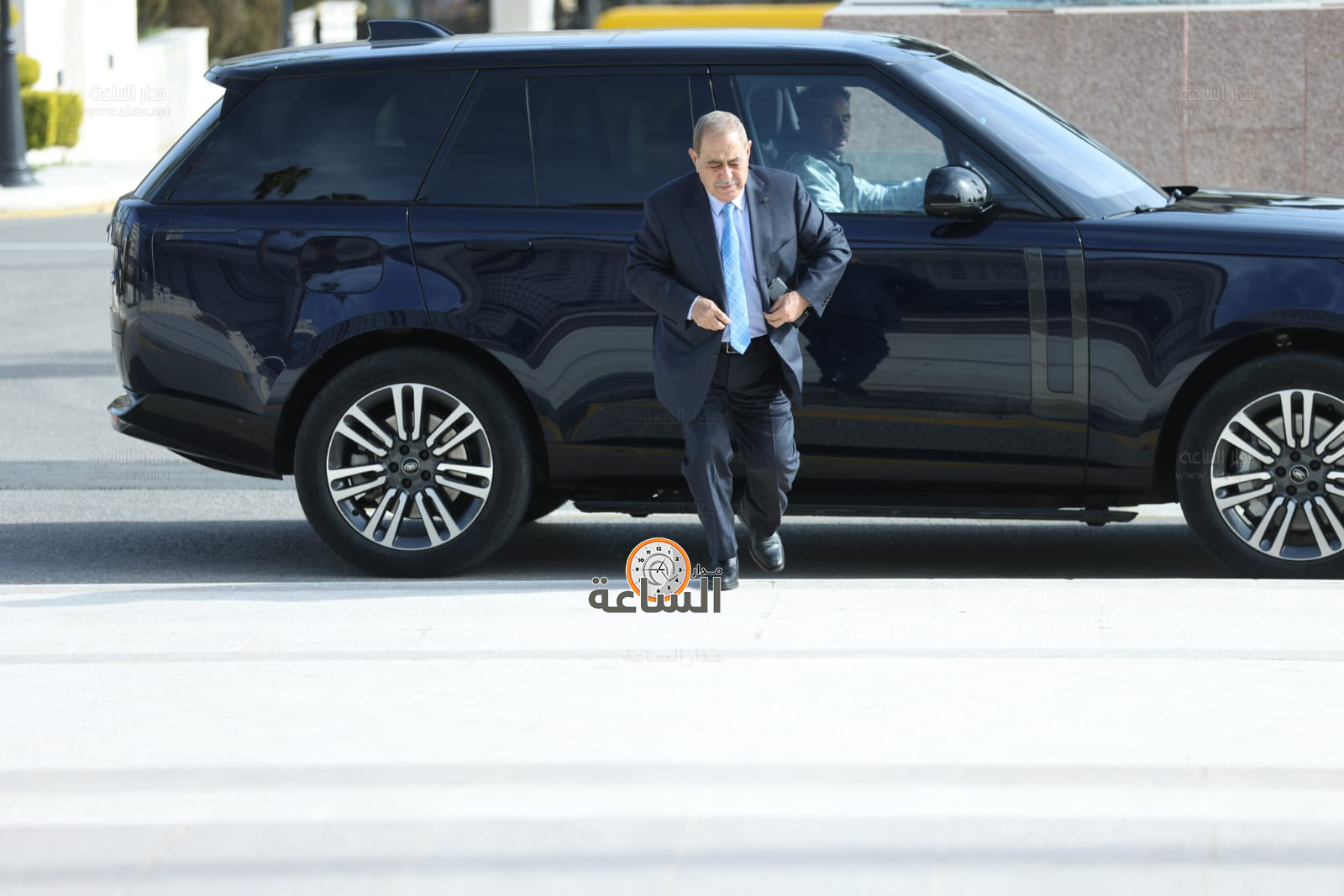 Madar Al-Saa Images 0.9717405868099346