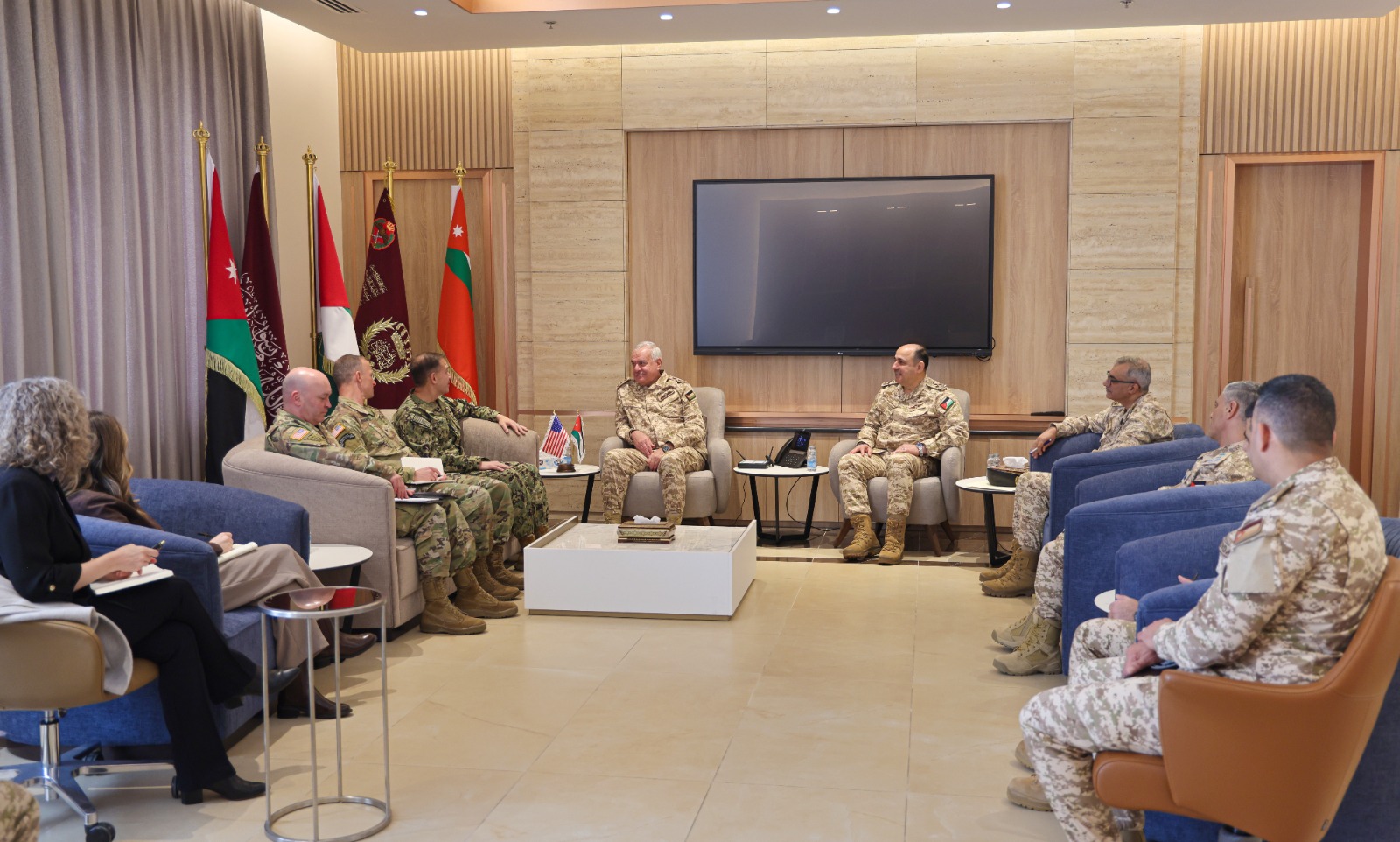 Madar Al-Saa Images 0.8190582271268015