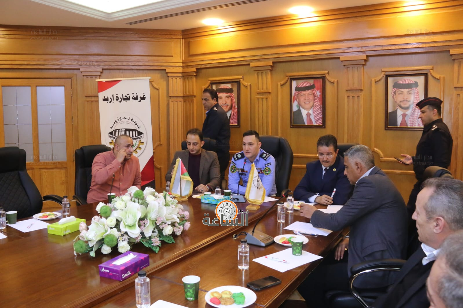 Madar Al-Saa Images 0.7348095311565697