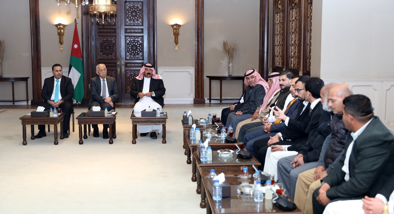 Madar Al-Saa Images 0.9270880354636885