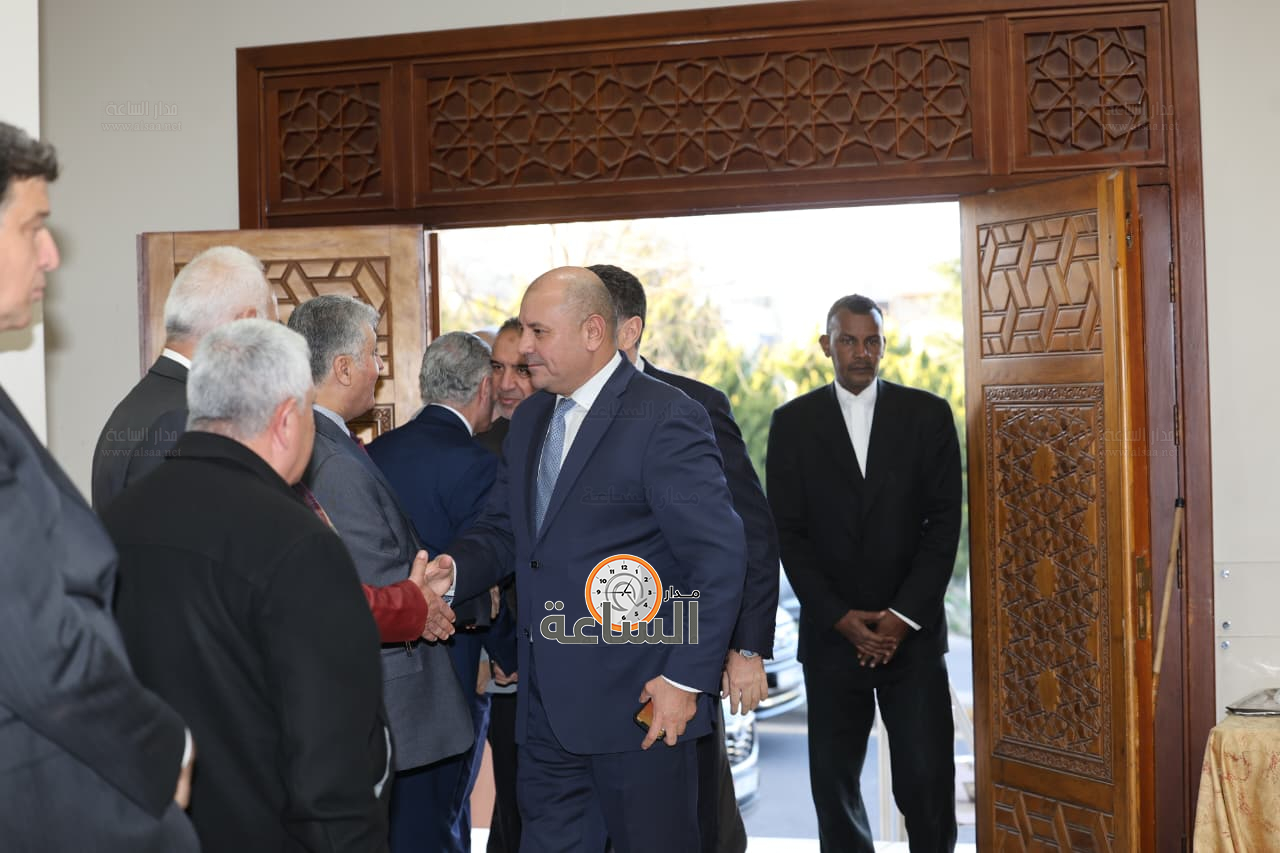 Madar Al-Saa Images 0.7225894749966719