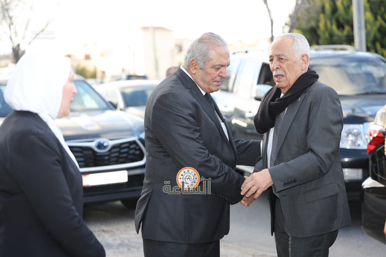 Madar Al-Saa Images 0.38154647385802276