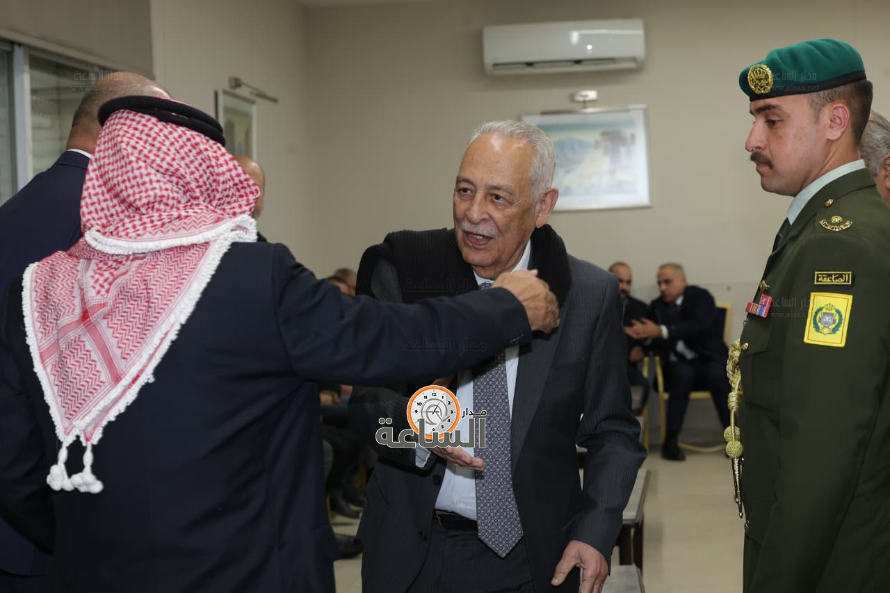 Madar Al-Saa Images 0.5896032066960736