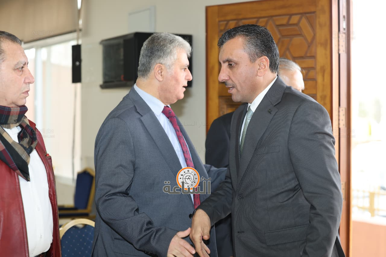 Madar Al-Saa Images 0.8756695135354811