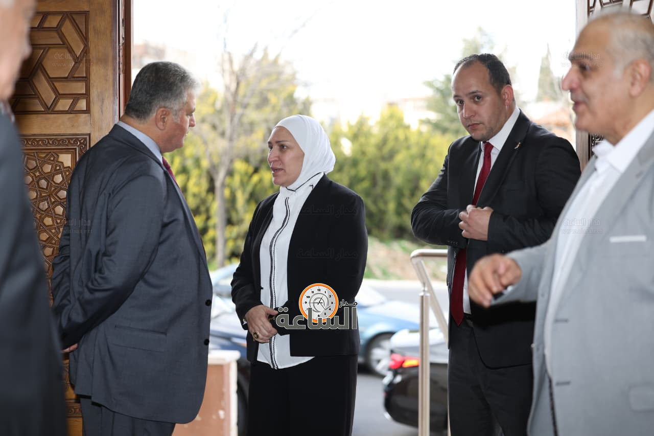 Madar Al-Saa Images 0.2189040567519981