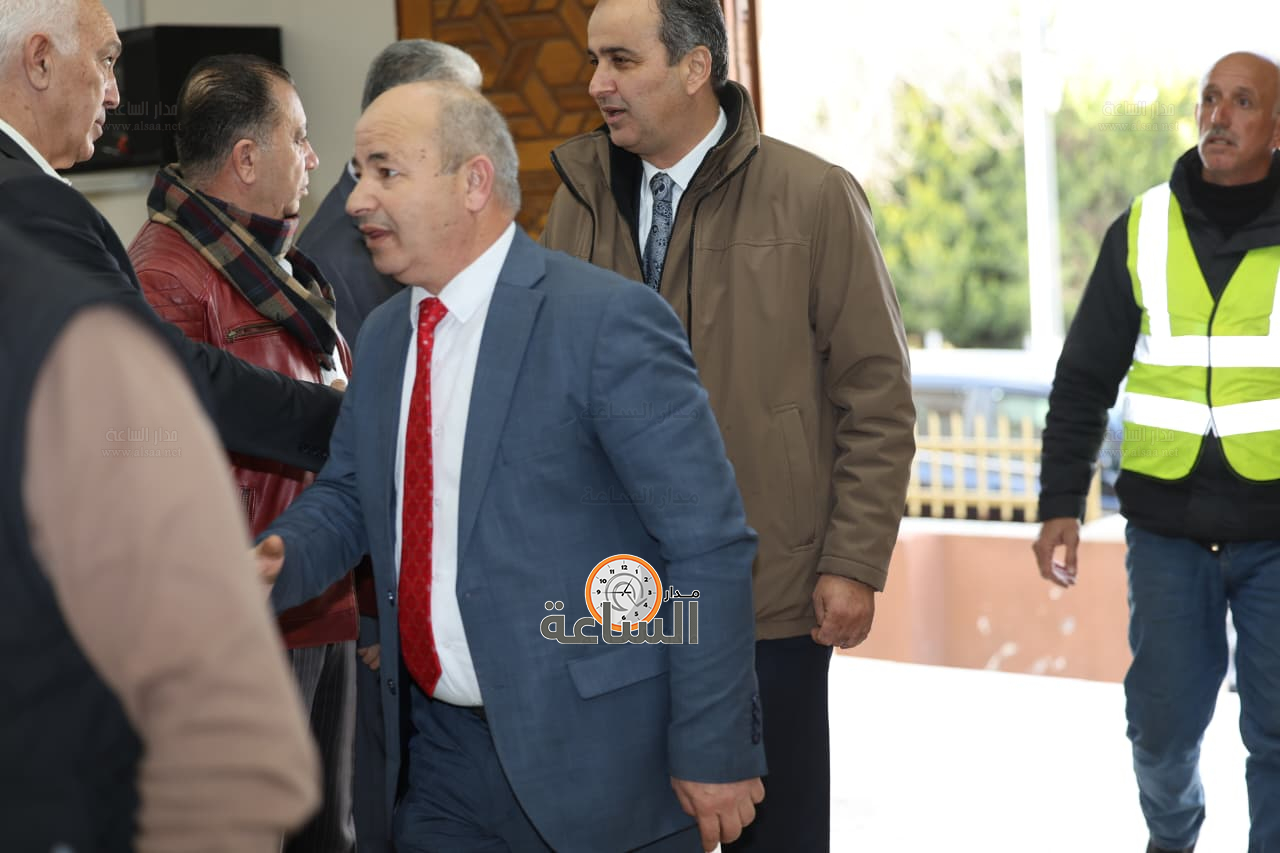 Madar Al-Saa Images 0.9946801380336825