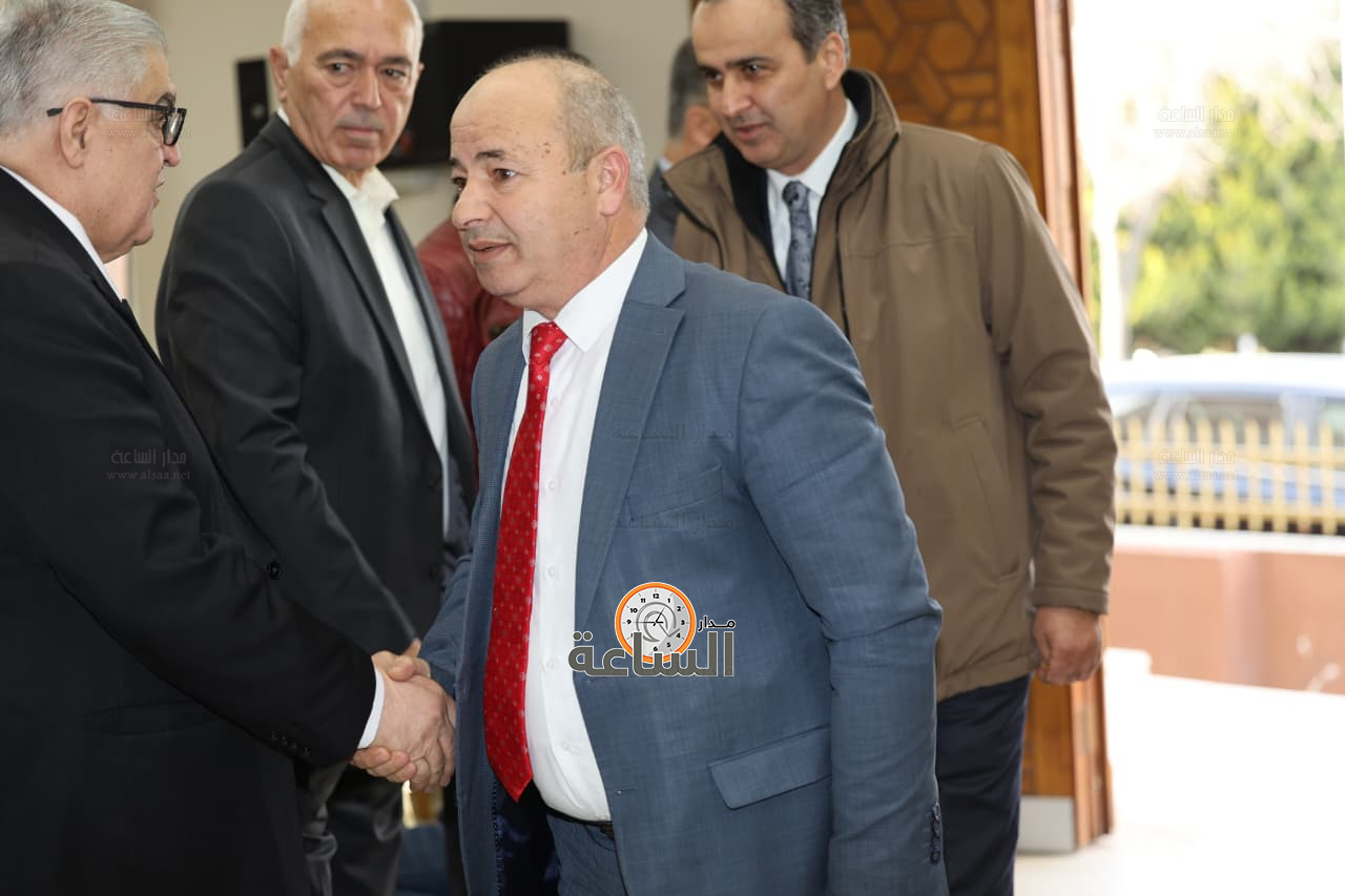 Madar Al-Saa Images 0.7516066937220982