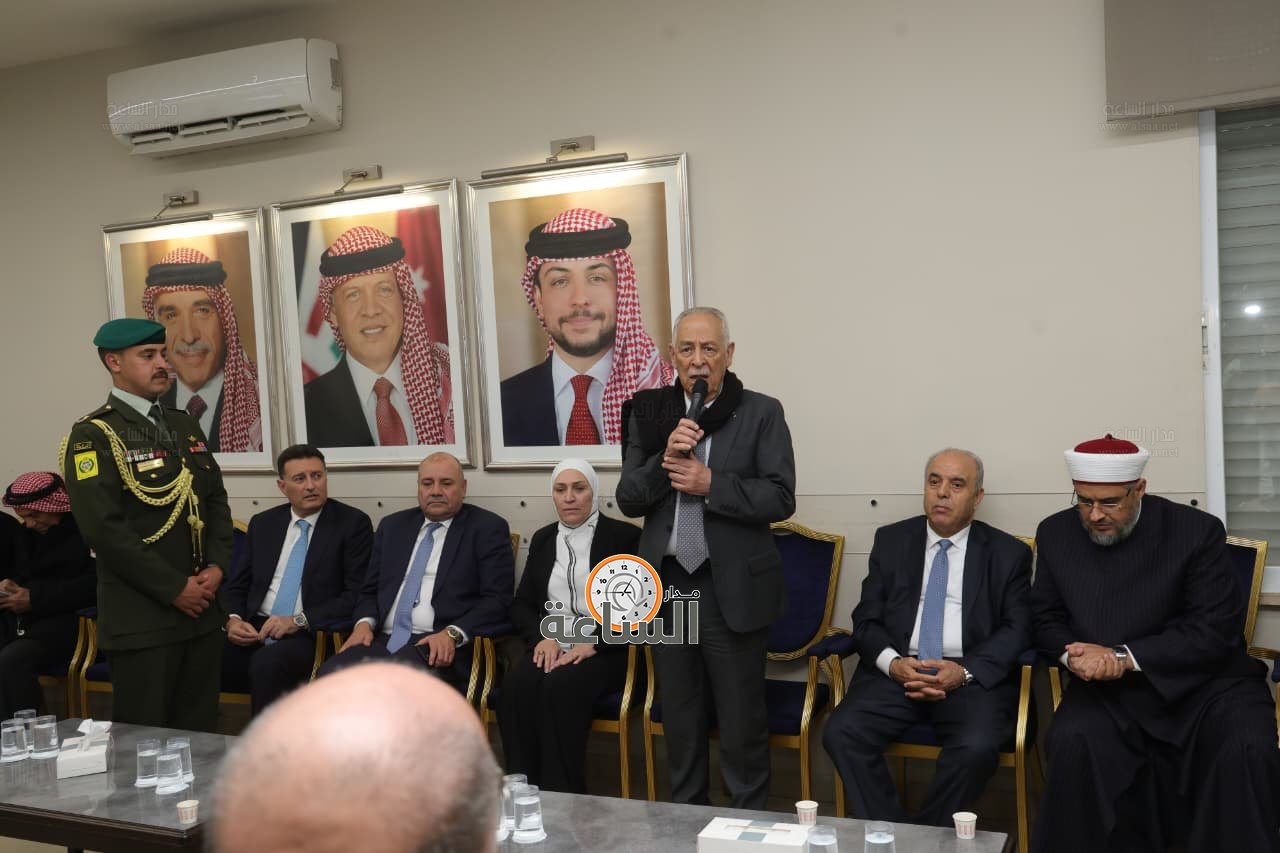 Madar Al-Saa Images 0.4396990080817357