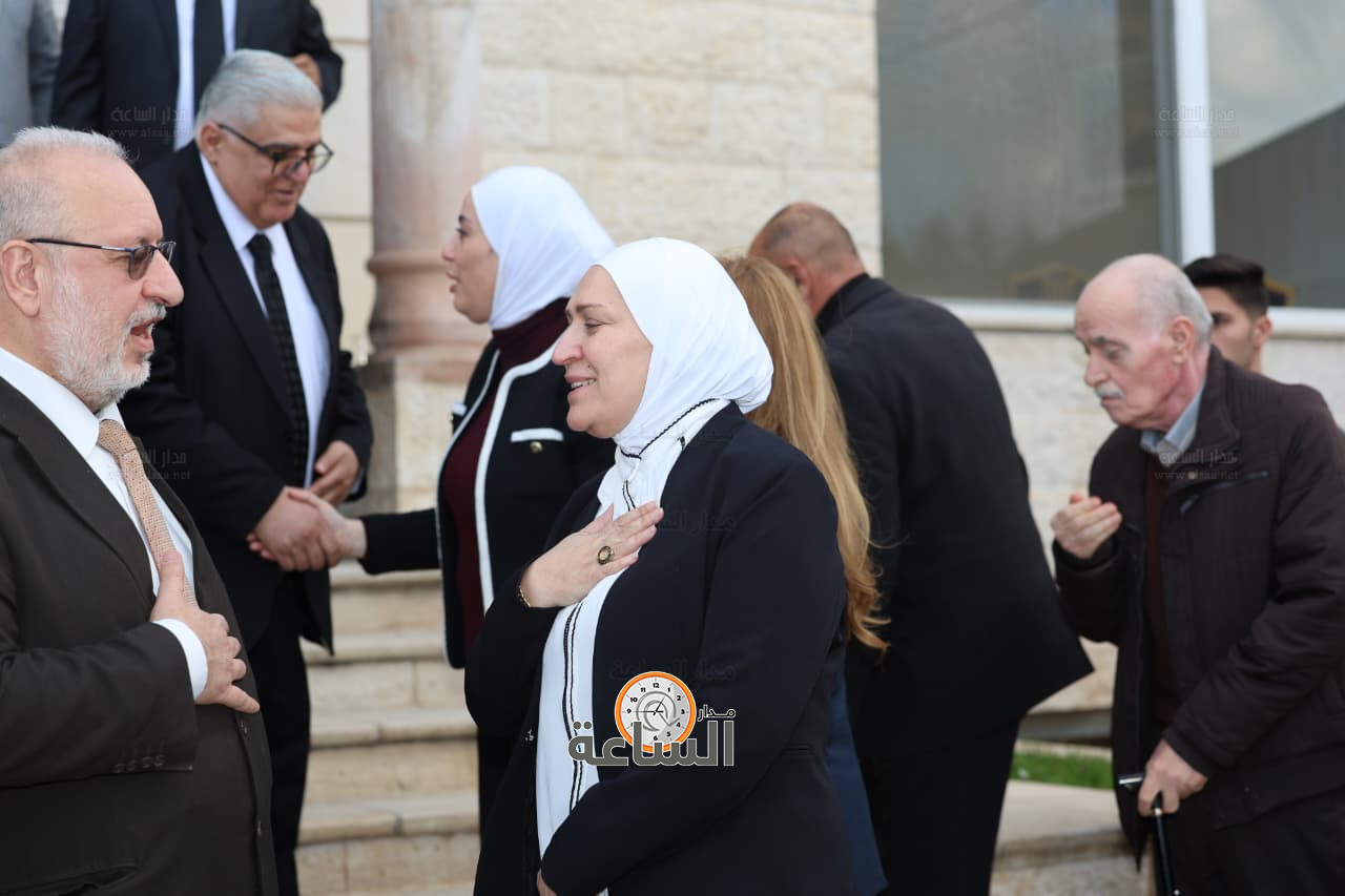 Madar Al-Saa Images 0.42708677622238866