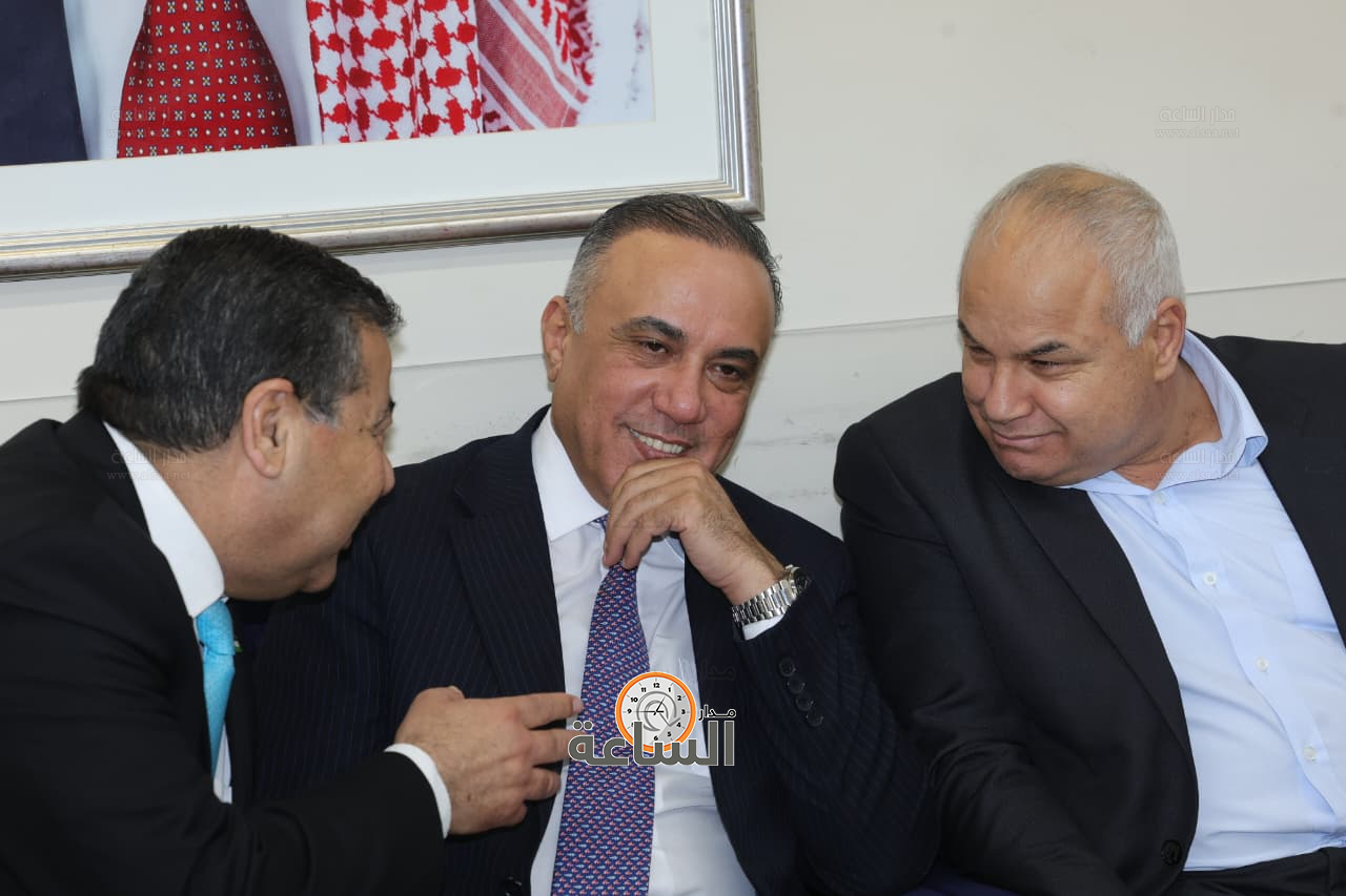 Madar Al-Saa Images 0.8681666266224484