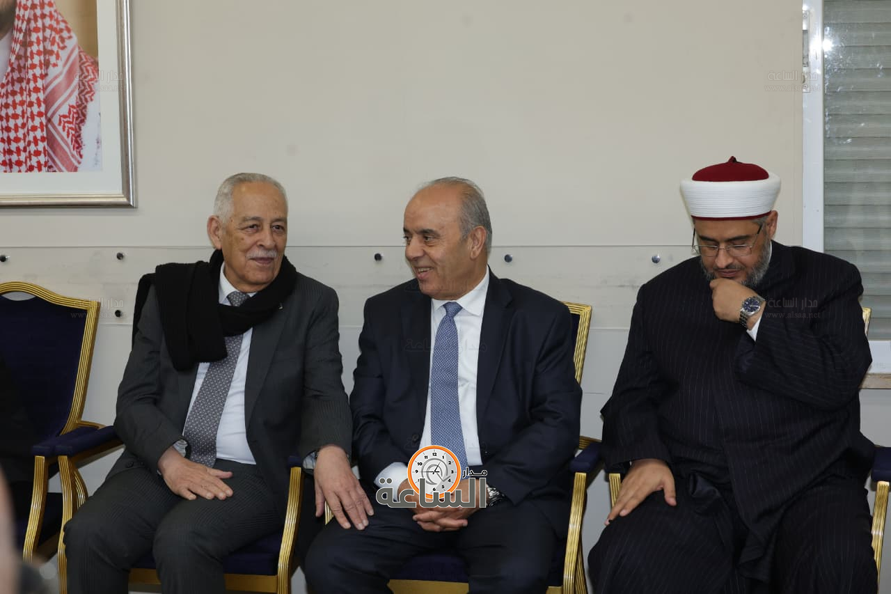 Madar Al-Saa Images 0.8426814764574865