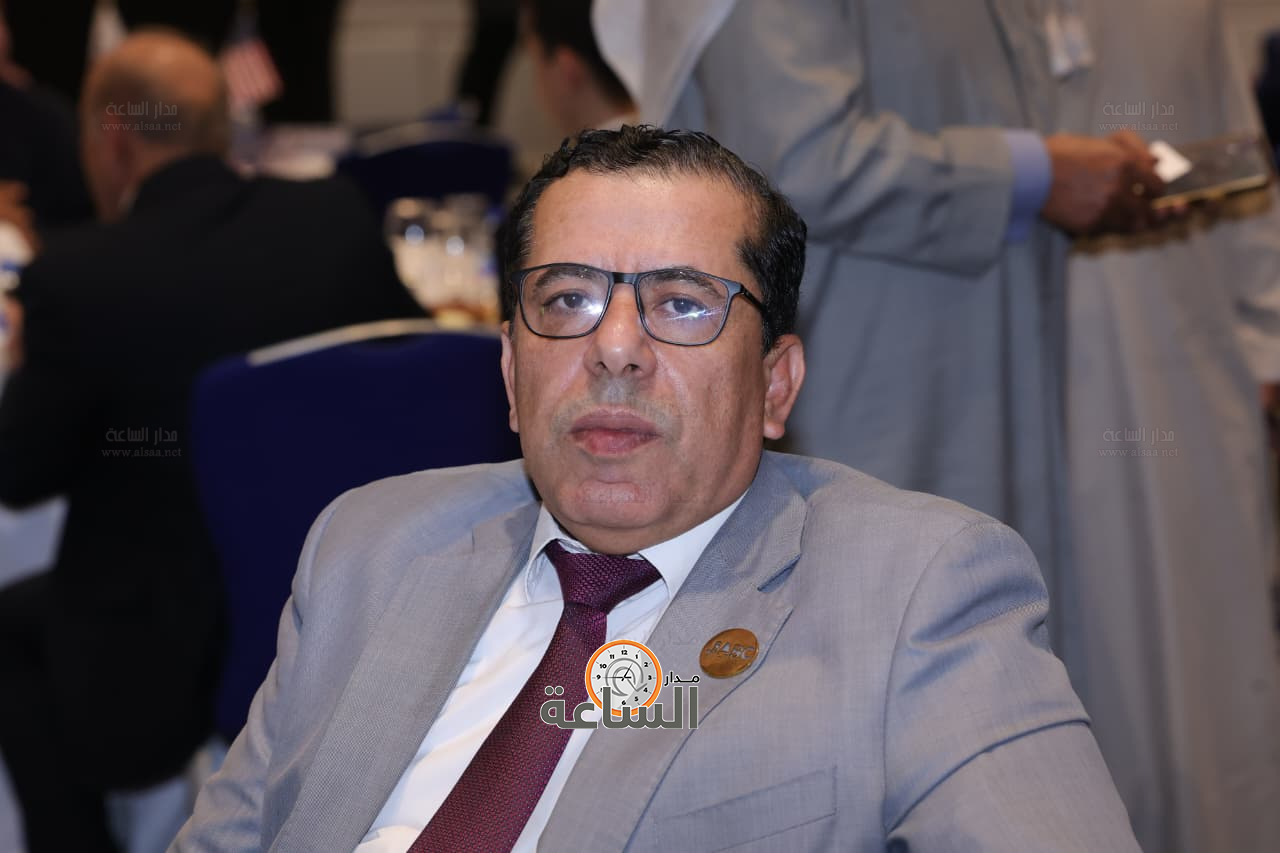 Madar Al-Saa Images 0.9779102235047716