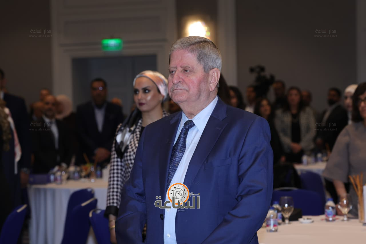 Madar Al-Saa Images 0.9357980384022334