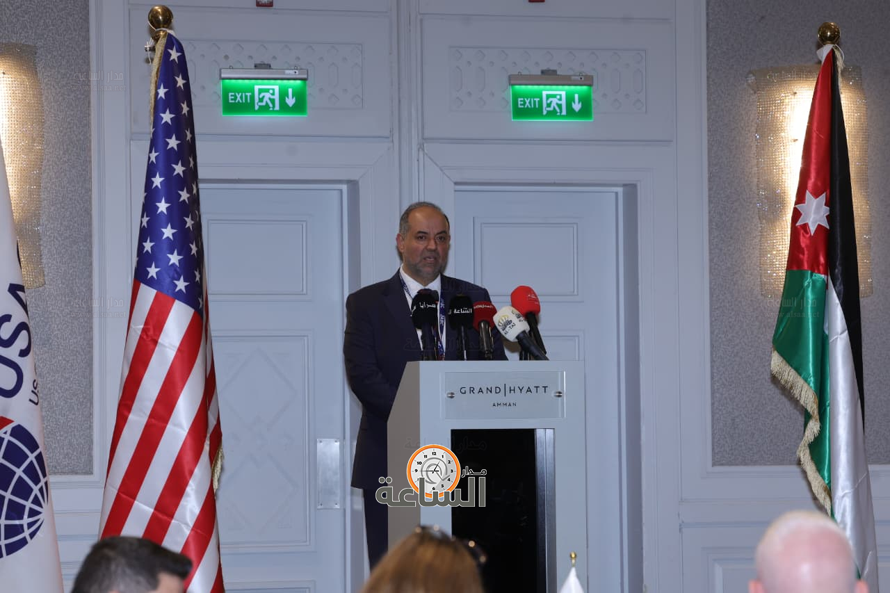 Madar Al-Saa Images 0.37179466532409267