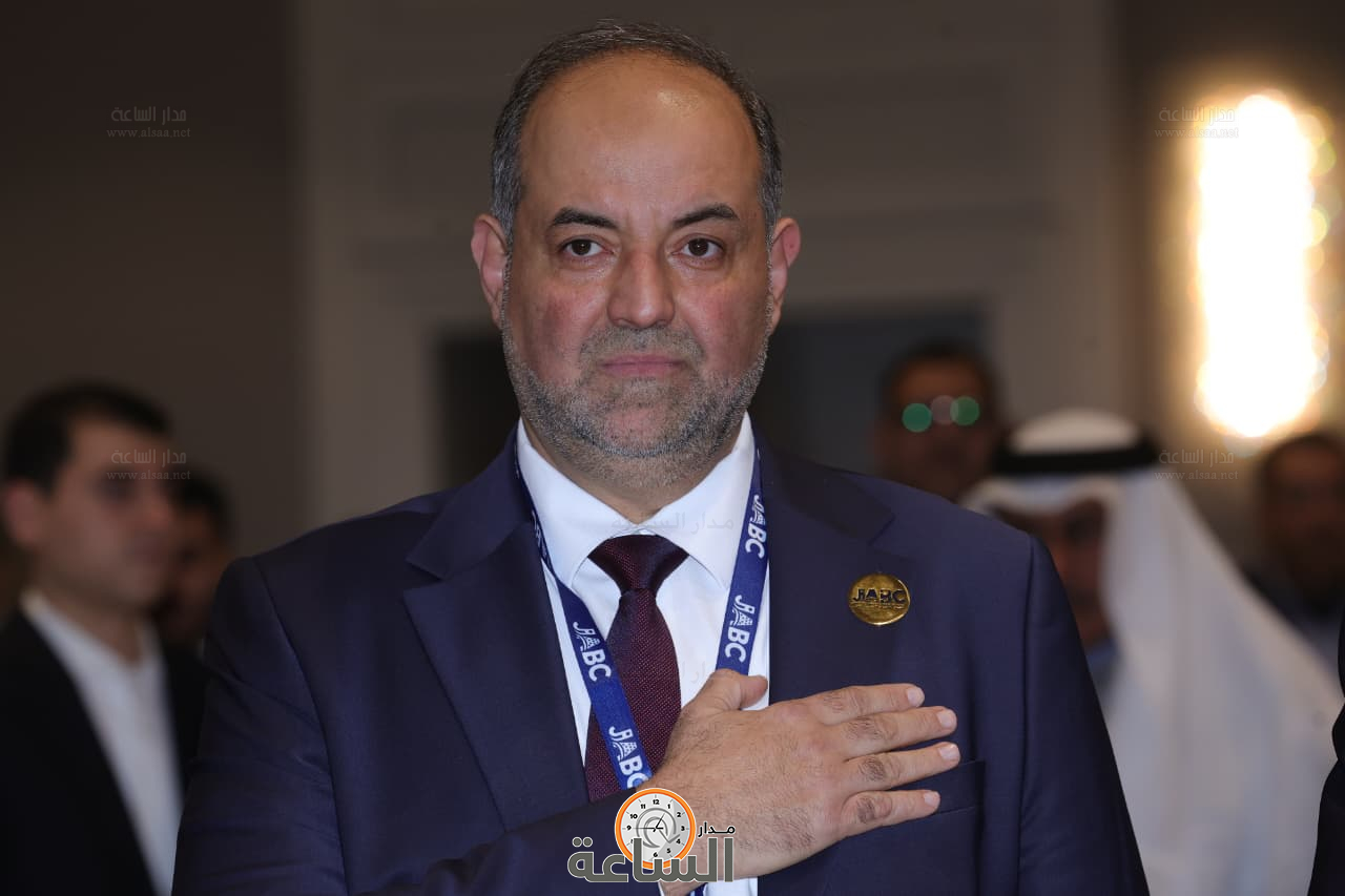 Madar Al-Saa Images 0.84551763542636