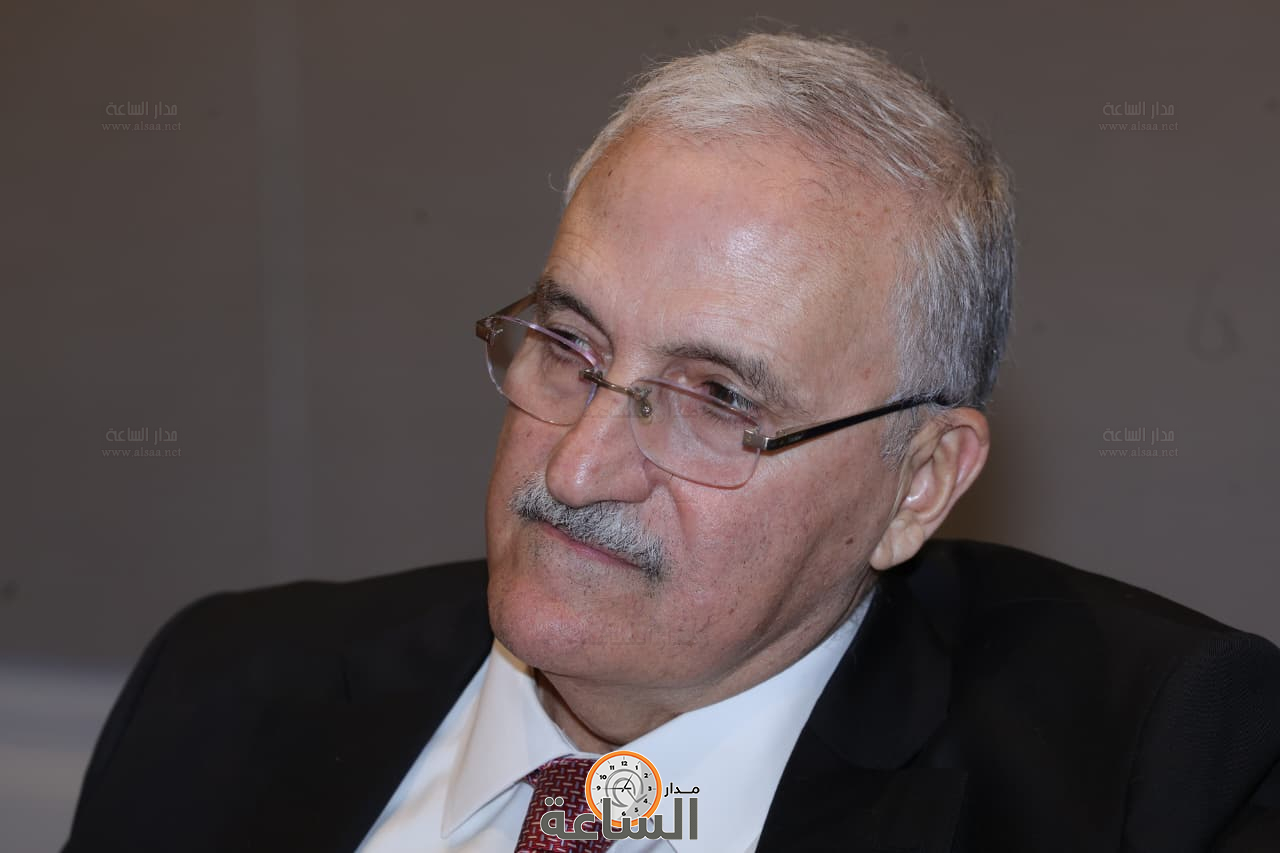 Madar Al-Saa Images 0.4842663780635691