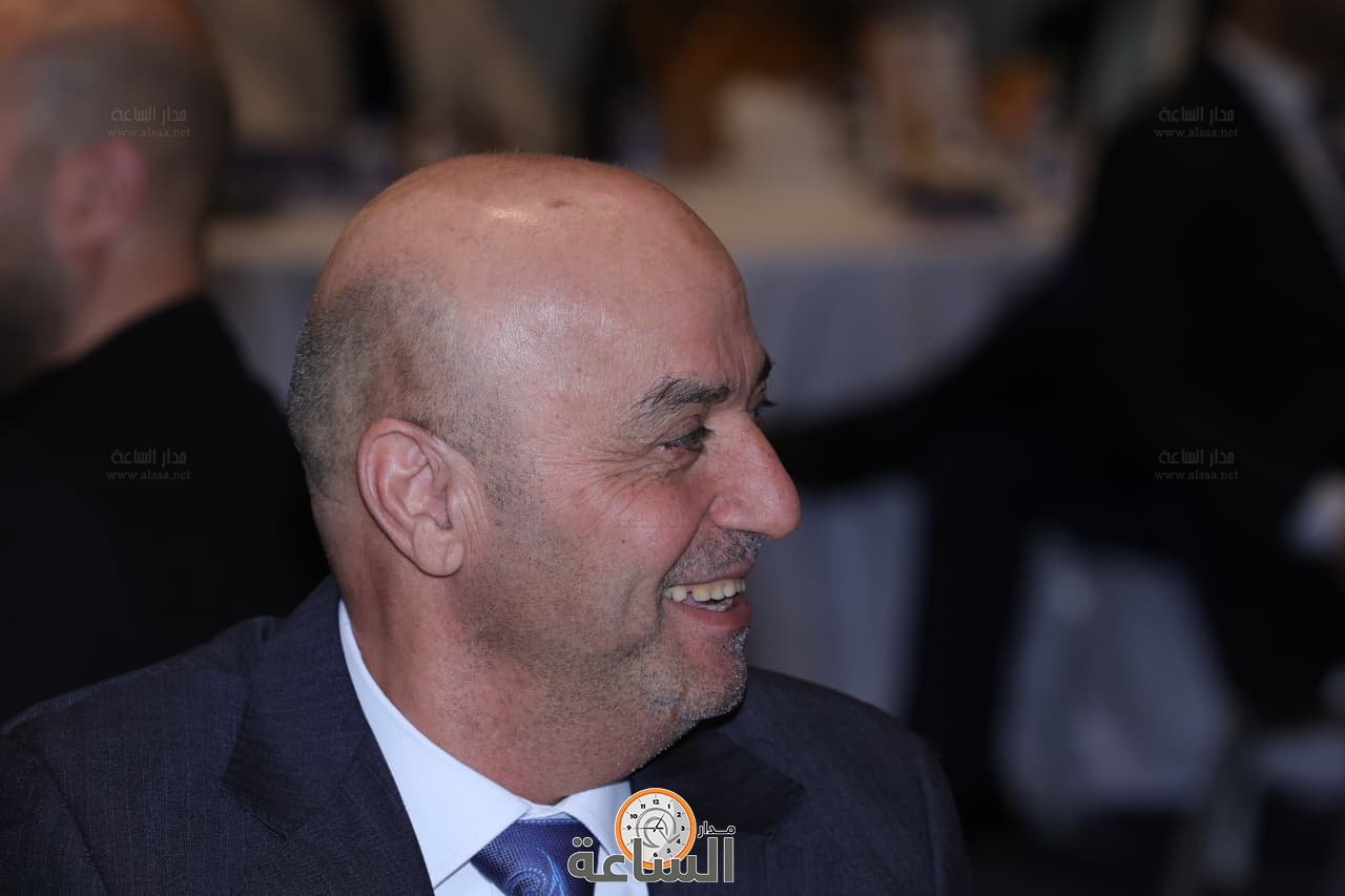 Madar Al-Saa Images 0.7405197335151287