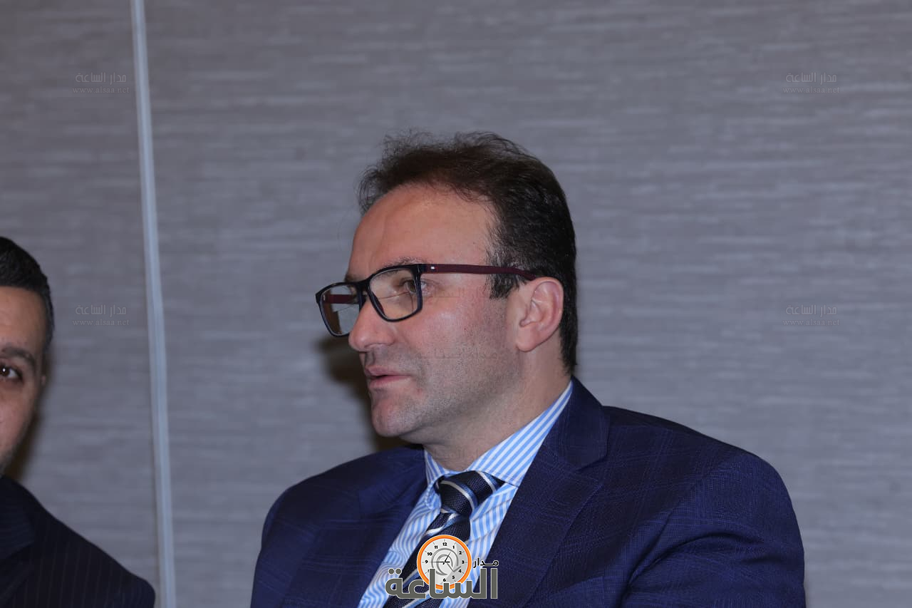 Madar Al-Saa Images 0.9134531388808906