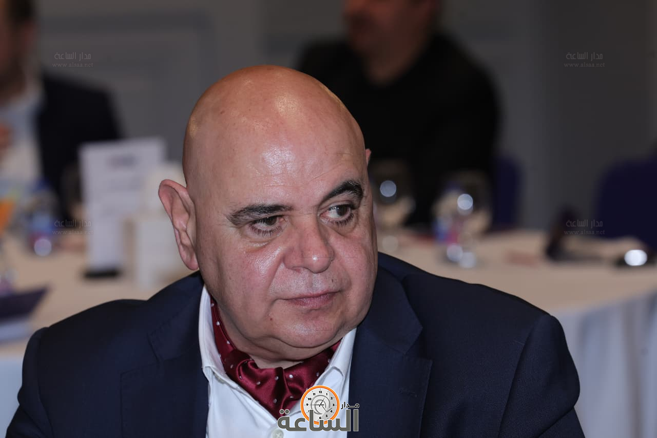 Madar Al-Saa Images 0.7628060105014952