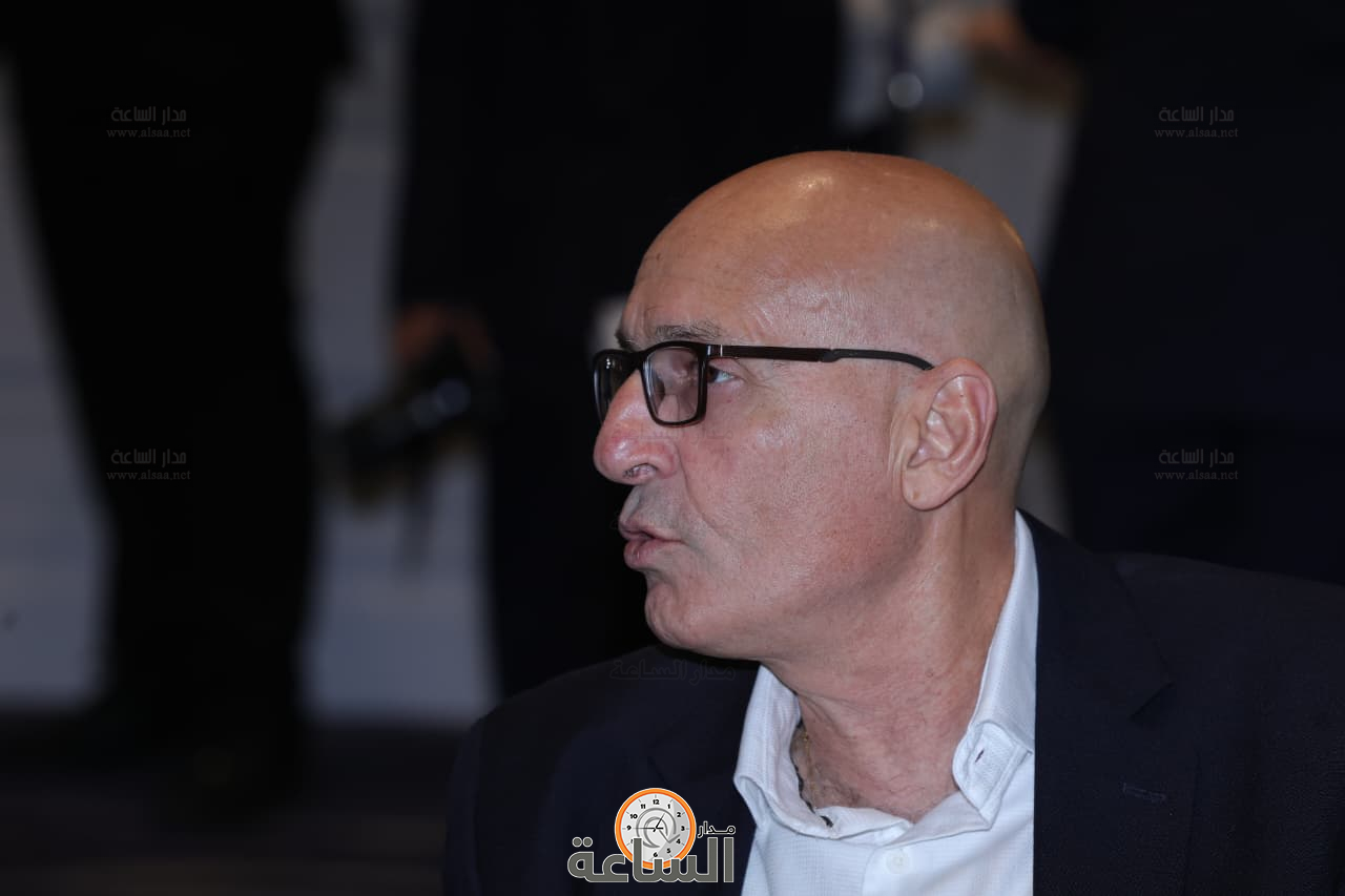 Madar Al-Saa Images 0.0931840594735378