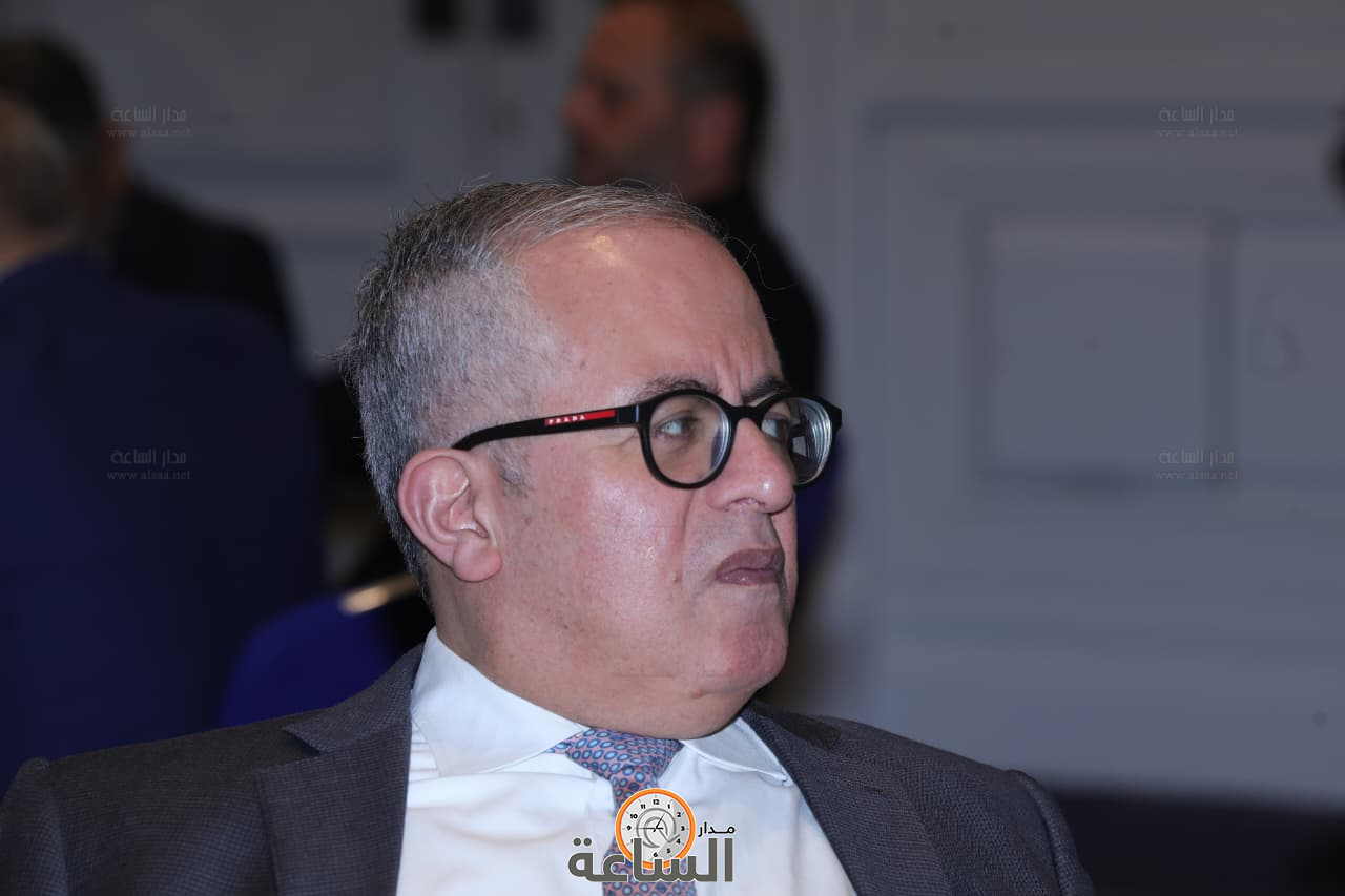 Madar Al-Saa Images 0.34630651238518495