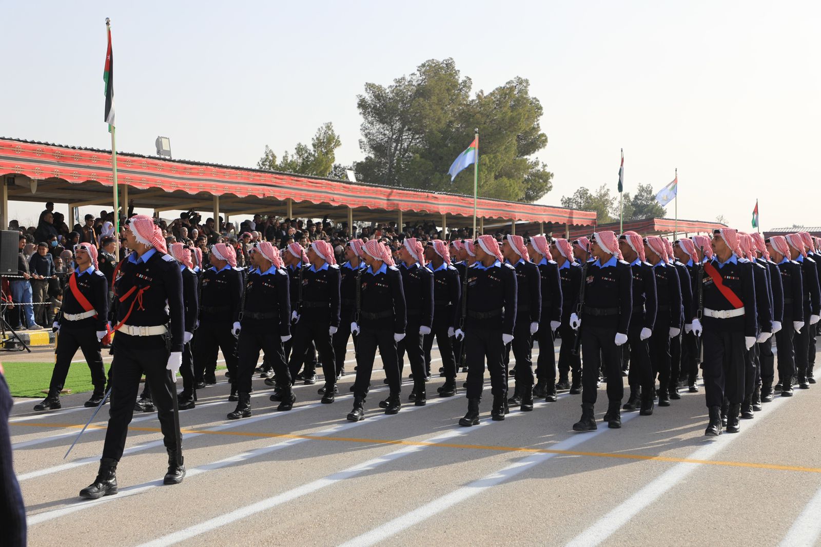 Madar Al-Saa Images 0.02288209820325593