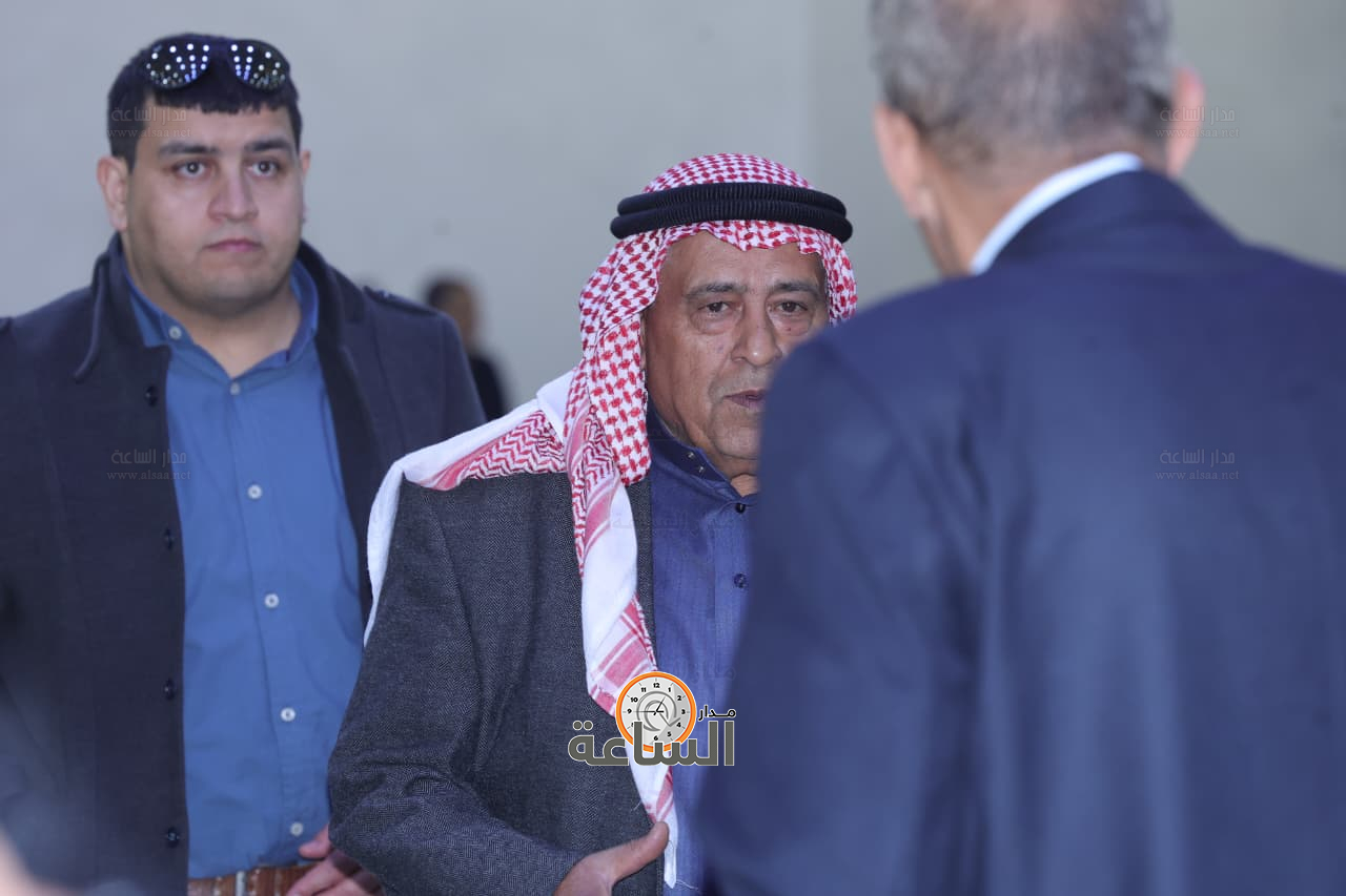 Madar Al-Saa Images 0.42161812282606126