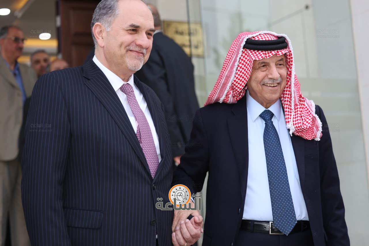 Madar Al-Saa Images 0.29464244674812956